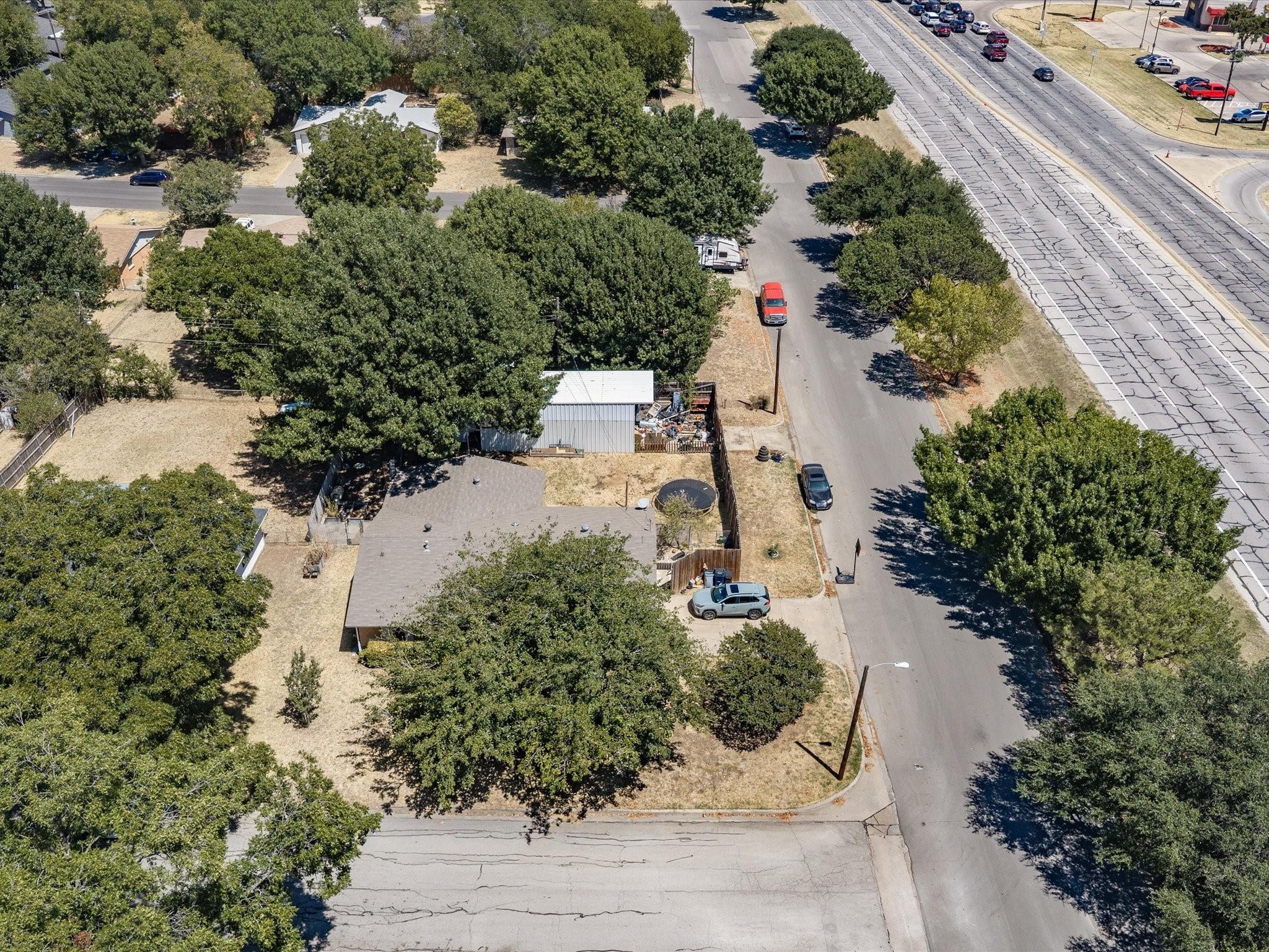 main property photo 38