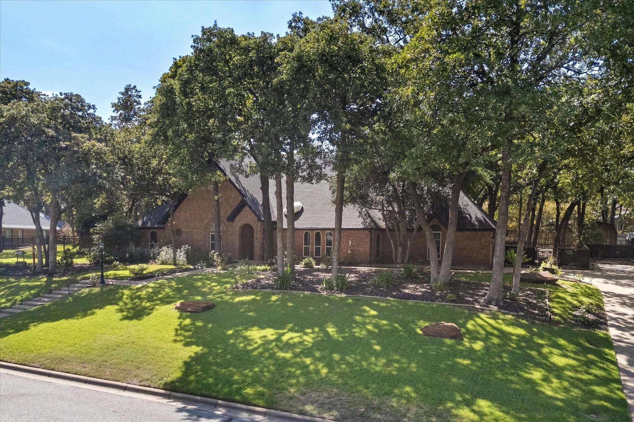 main property photo 3