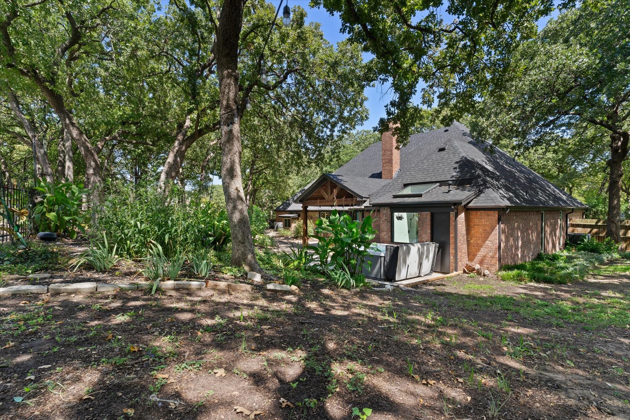 main property photo 34