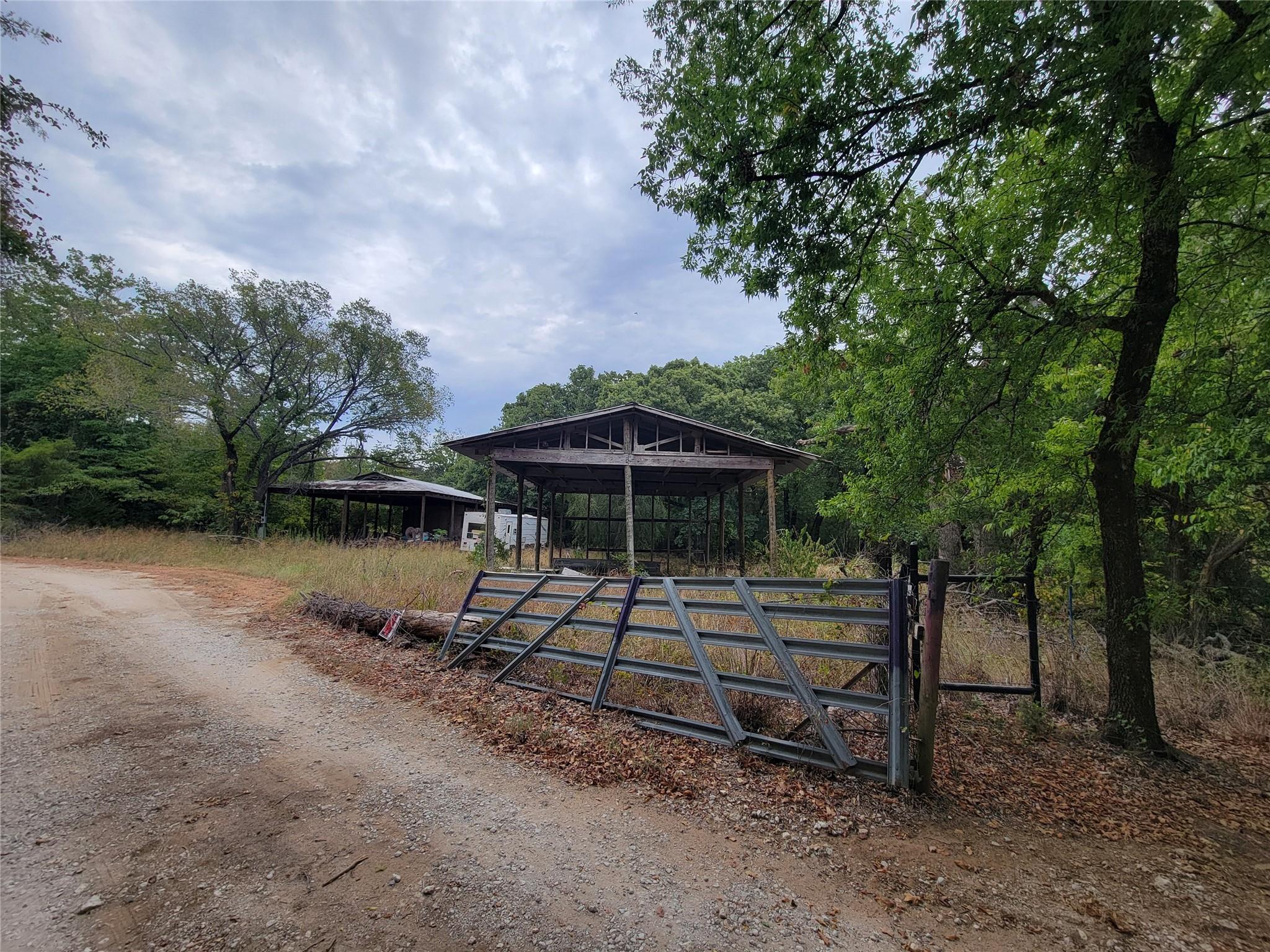 main property photo 15