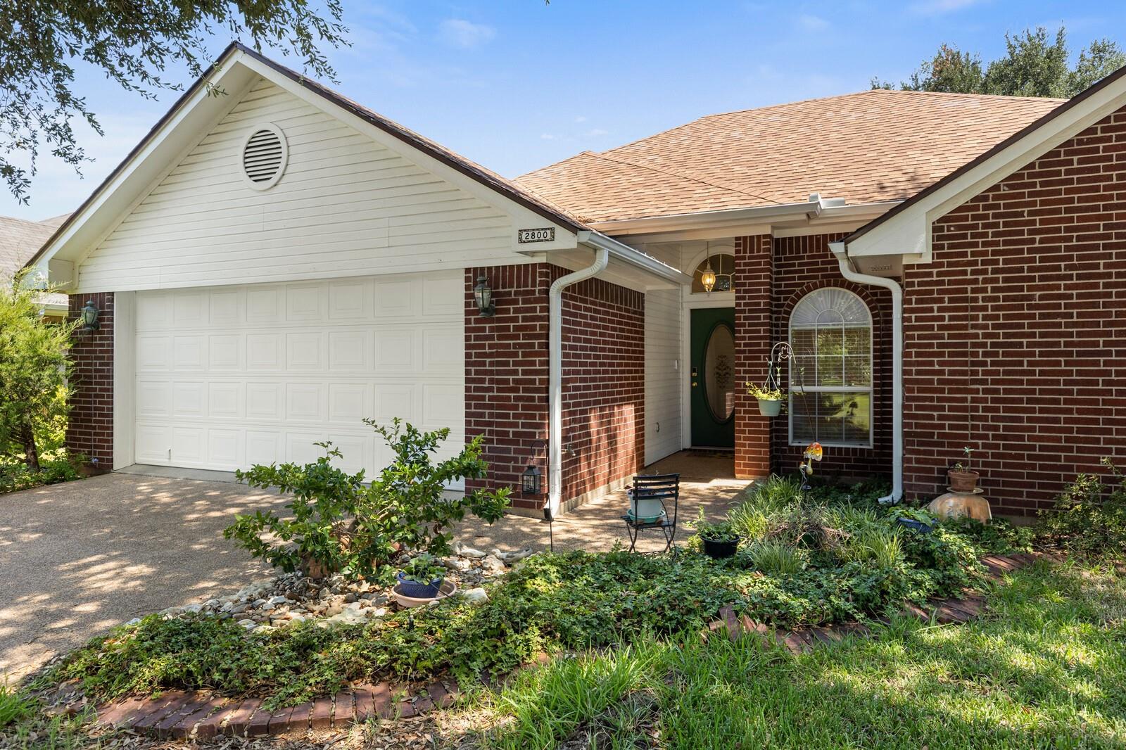 main property photo 2
