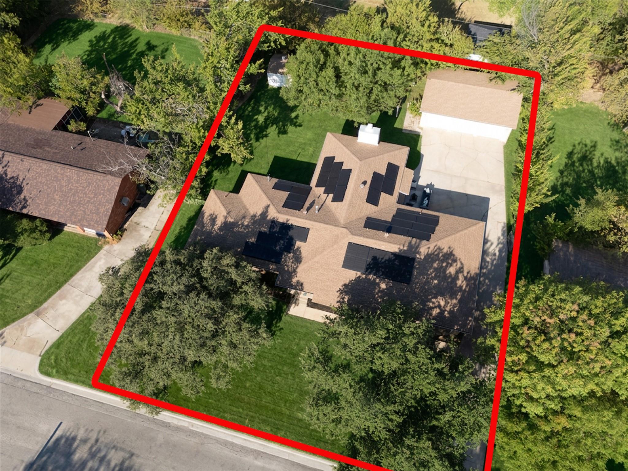 main property photo 29