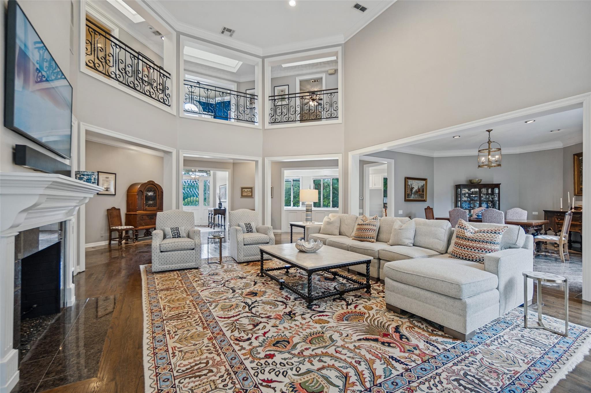 main property photo 7