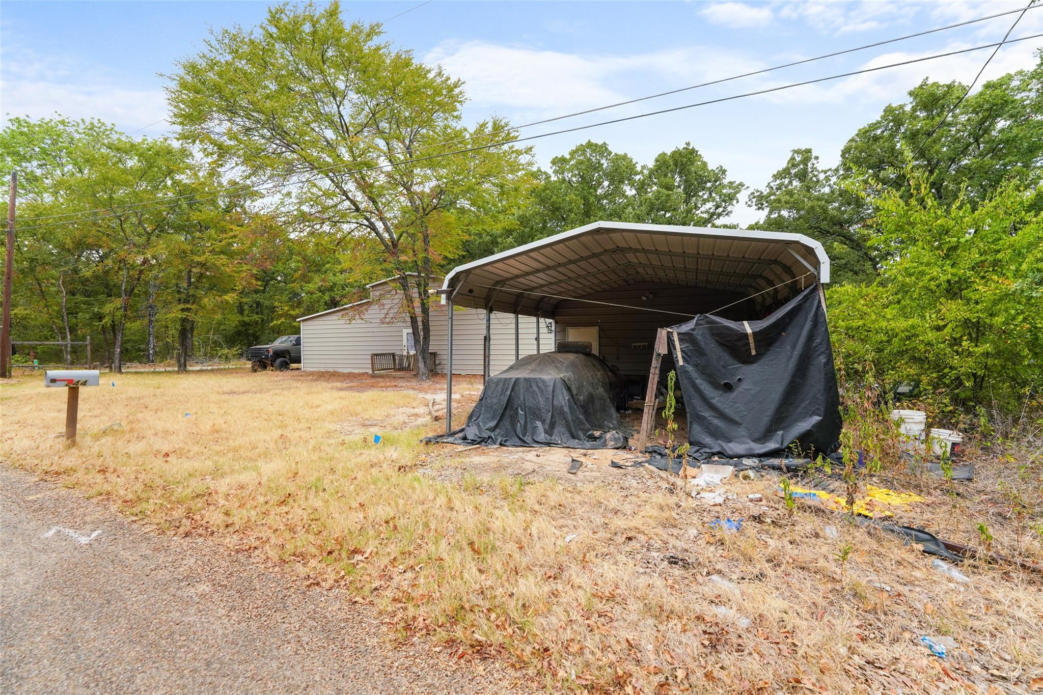 main property photo 3