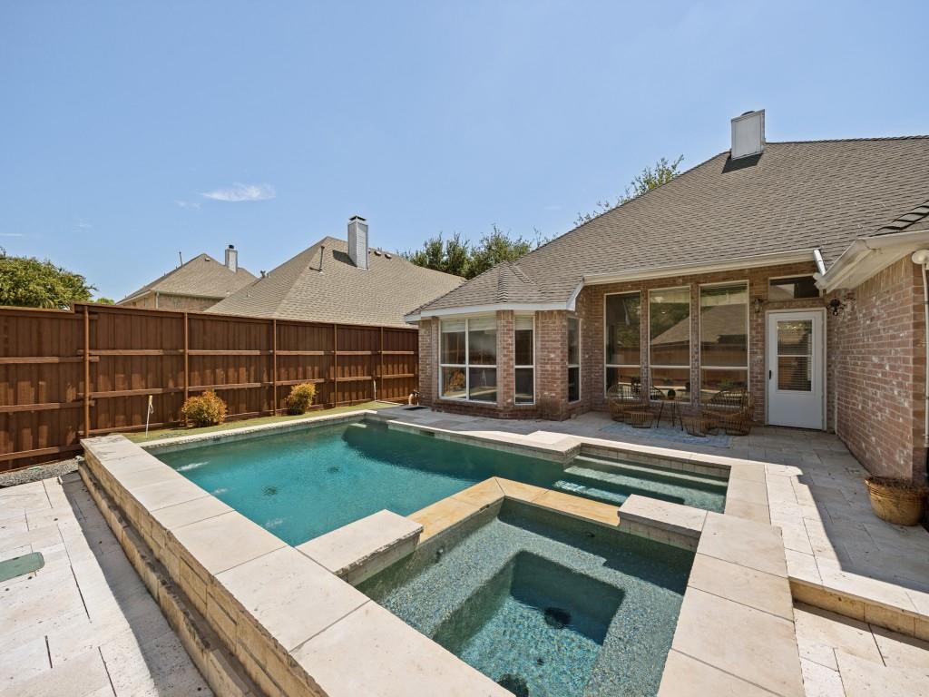 main property photo 23