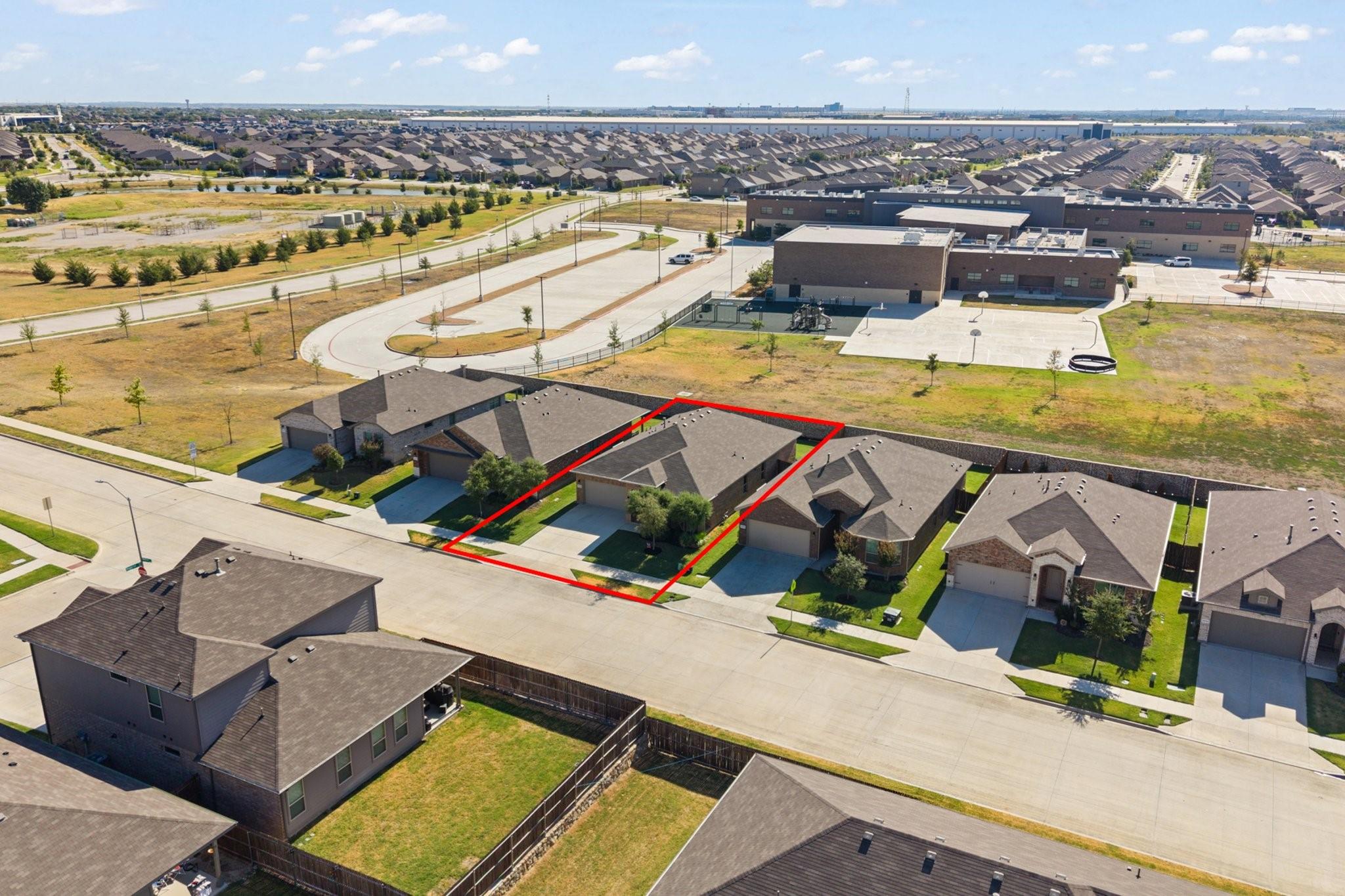 main property photo 31