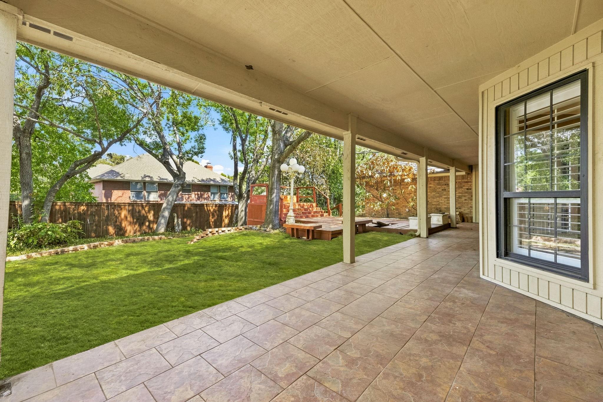 main property photo 17