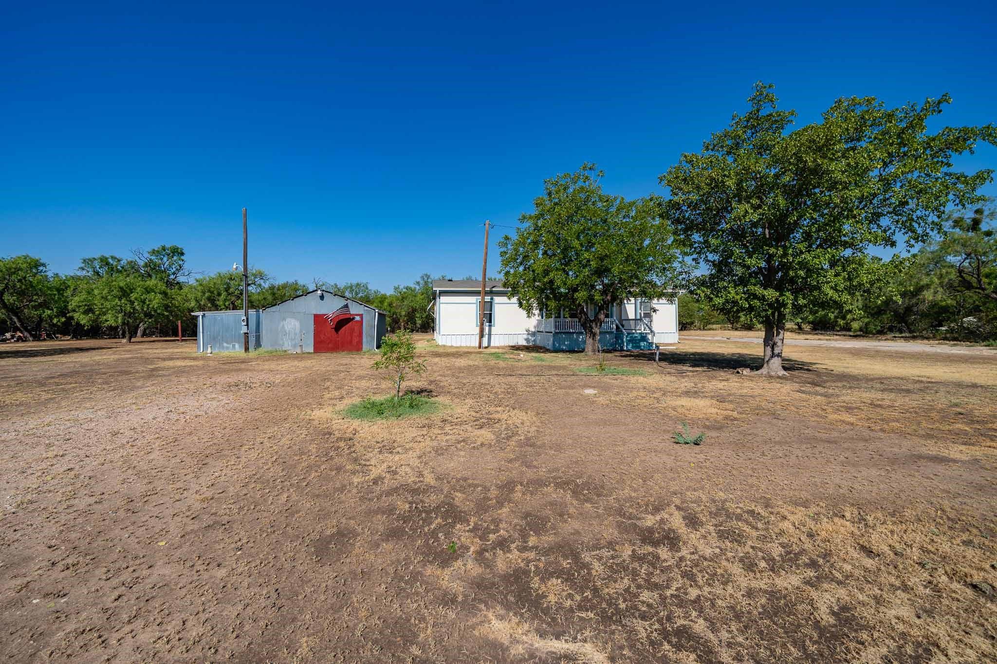 main property photo 28