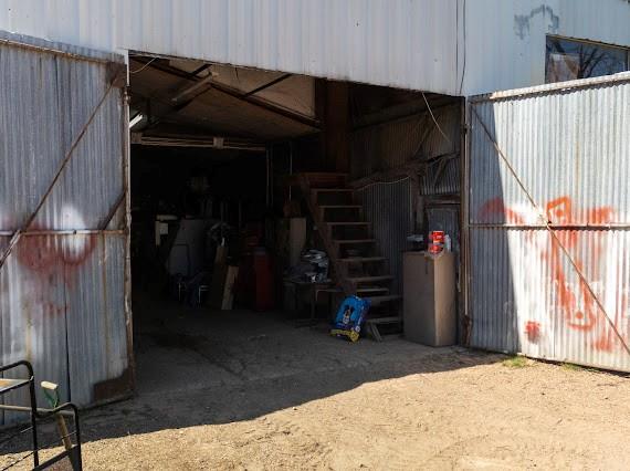 main property photo 6