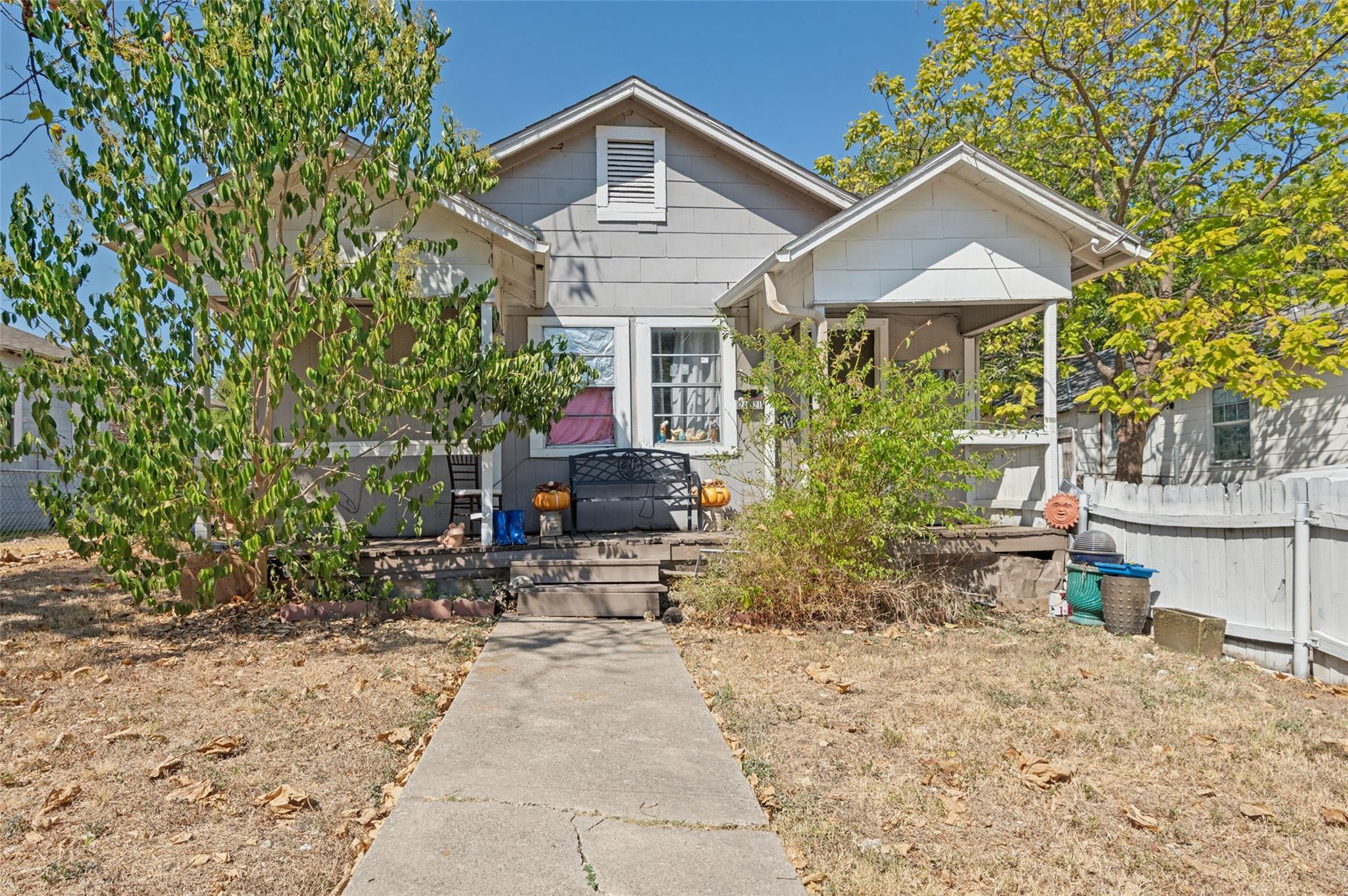 main property photo 8