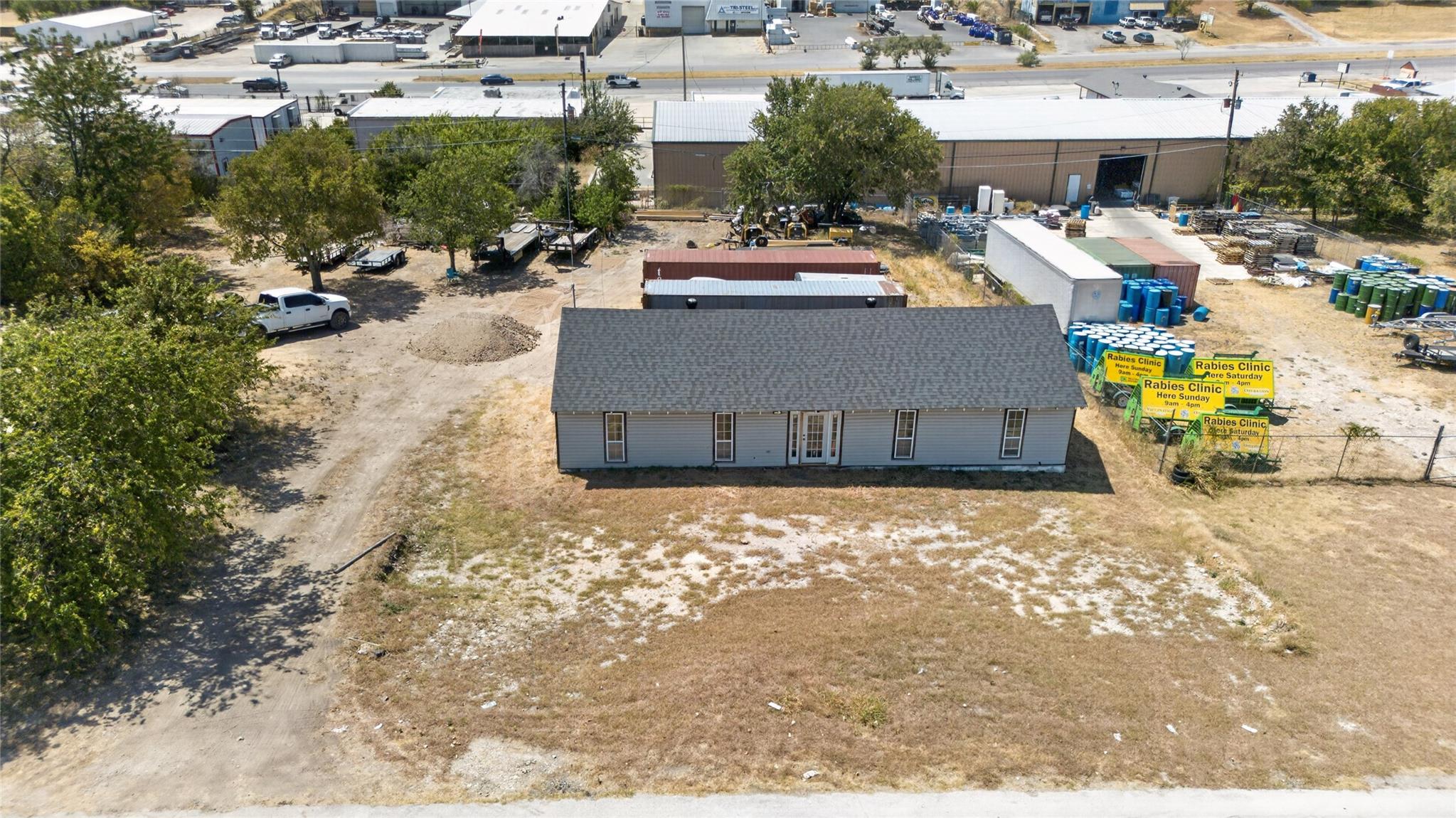 main property photo 9