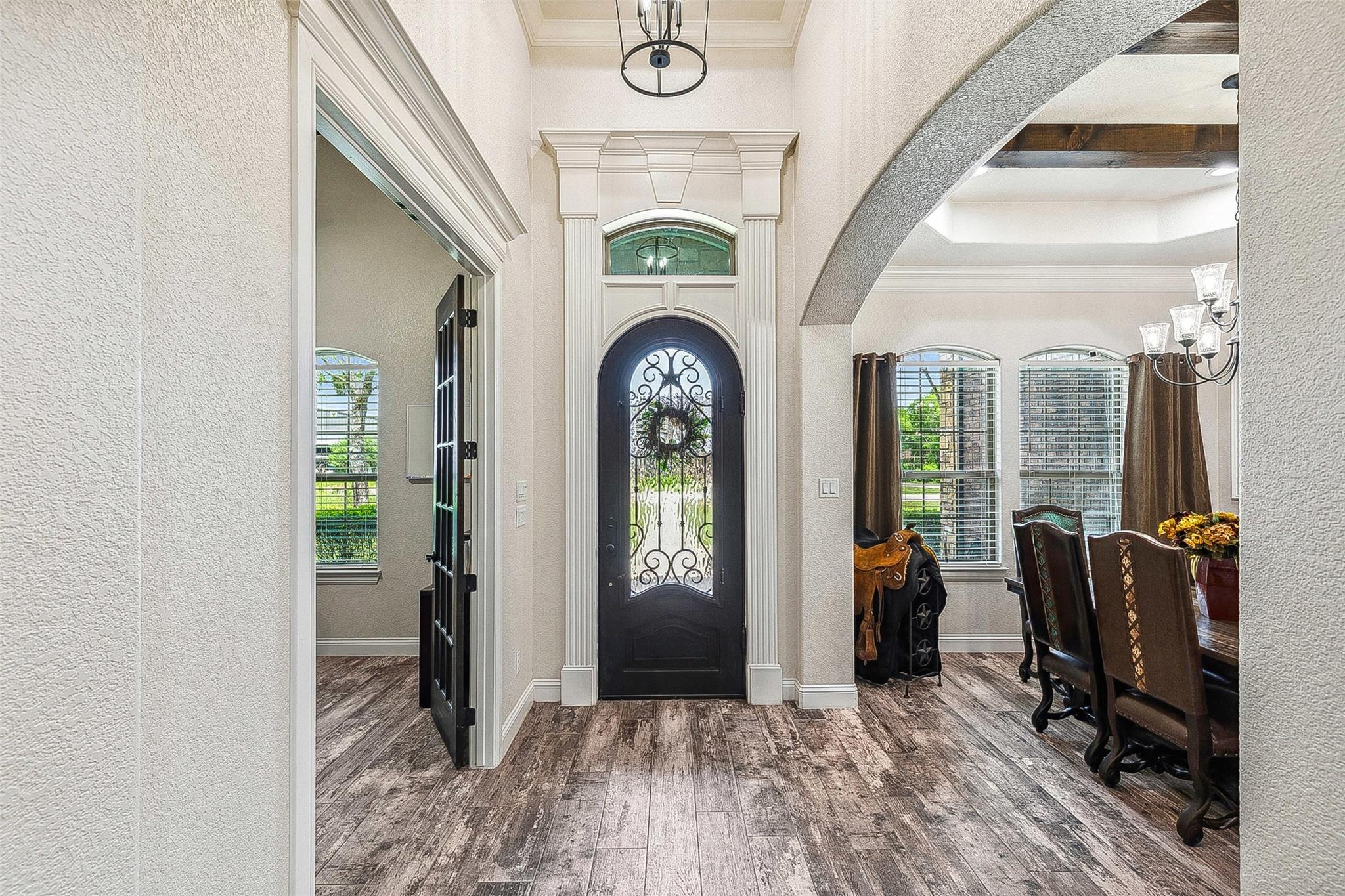 main property photo 24