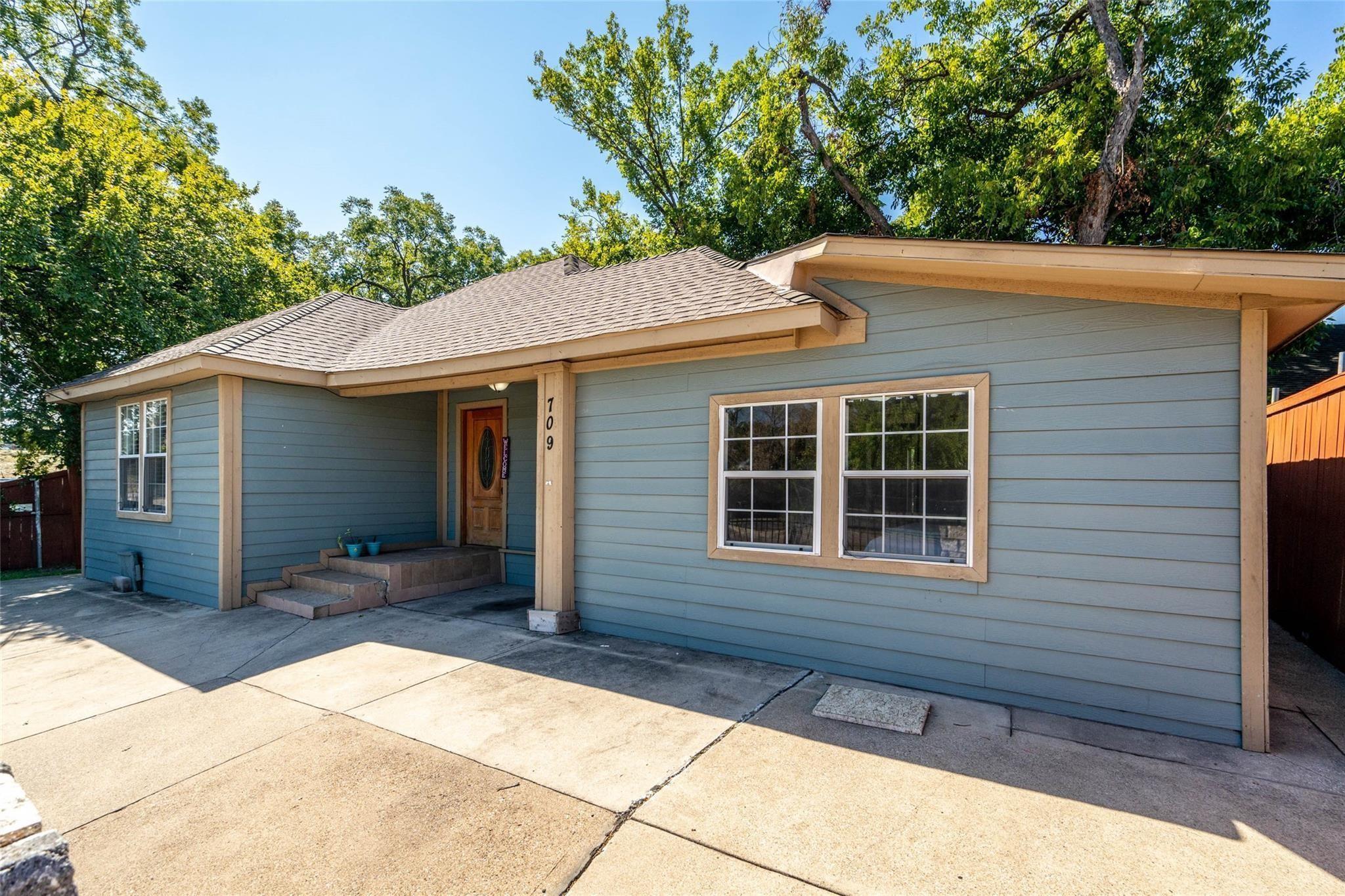 main property photo 12