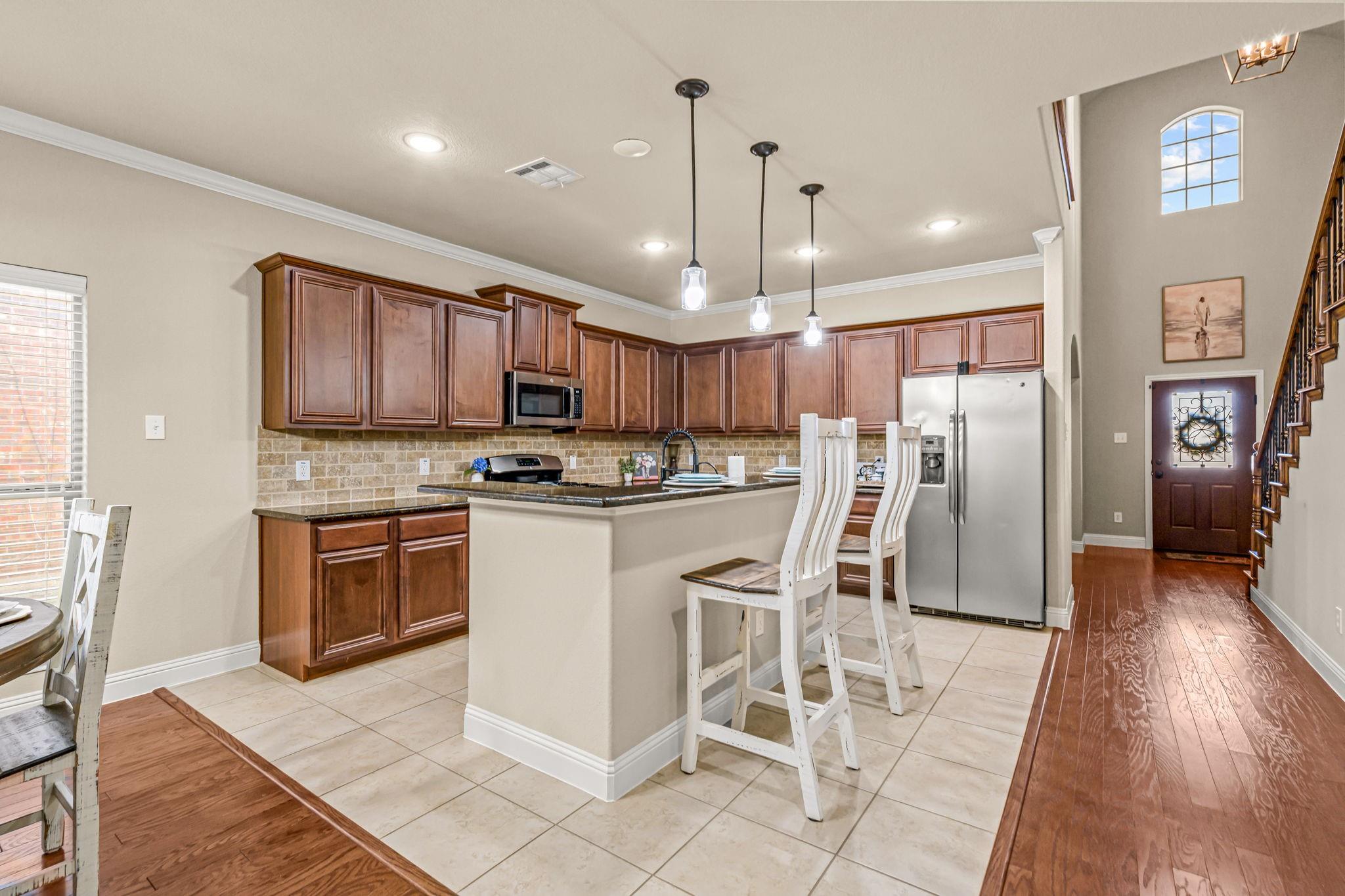 main property photo 8