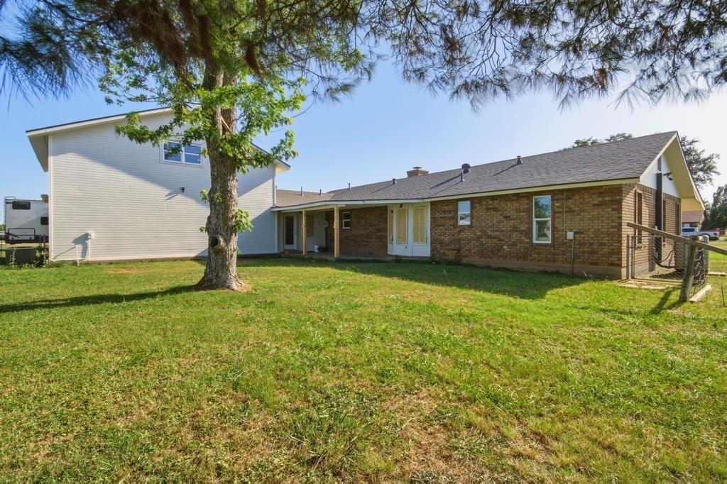 main property photo 35