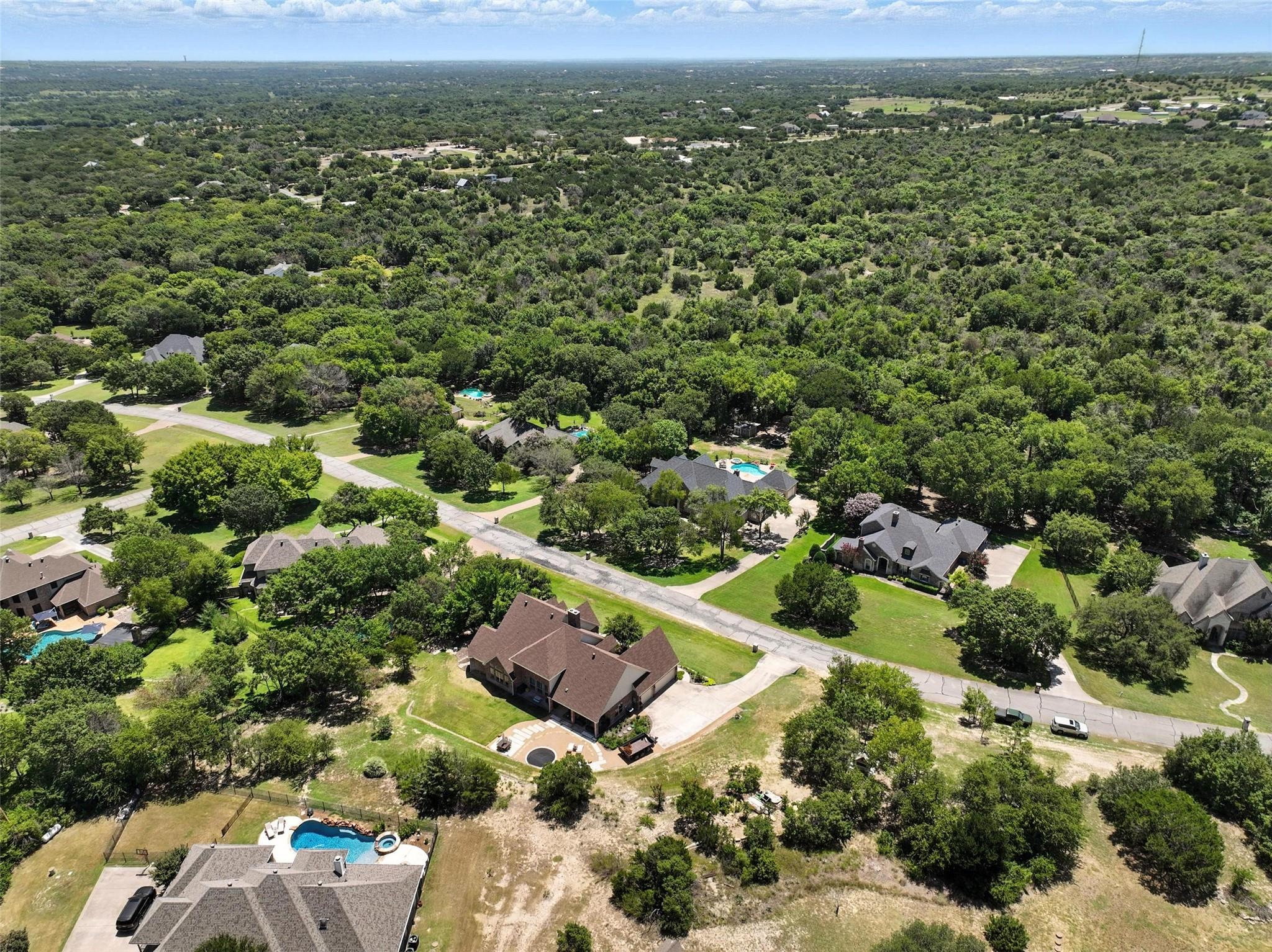 main property photo 36