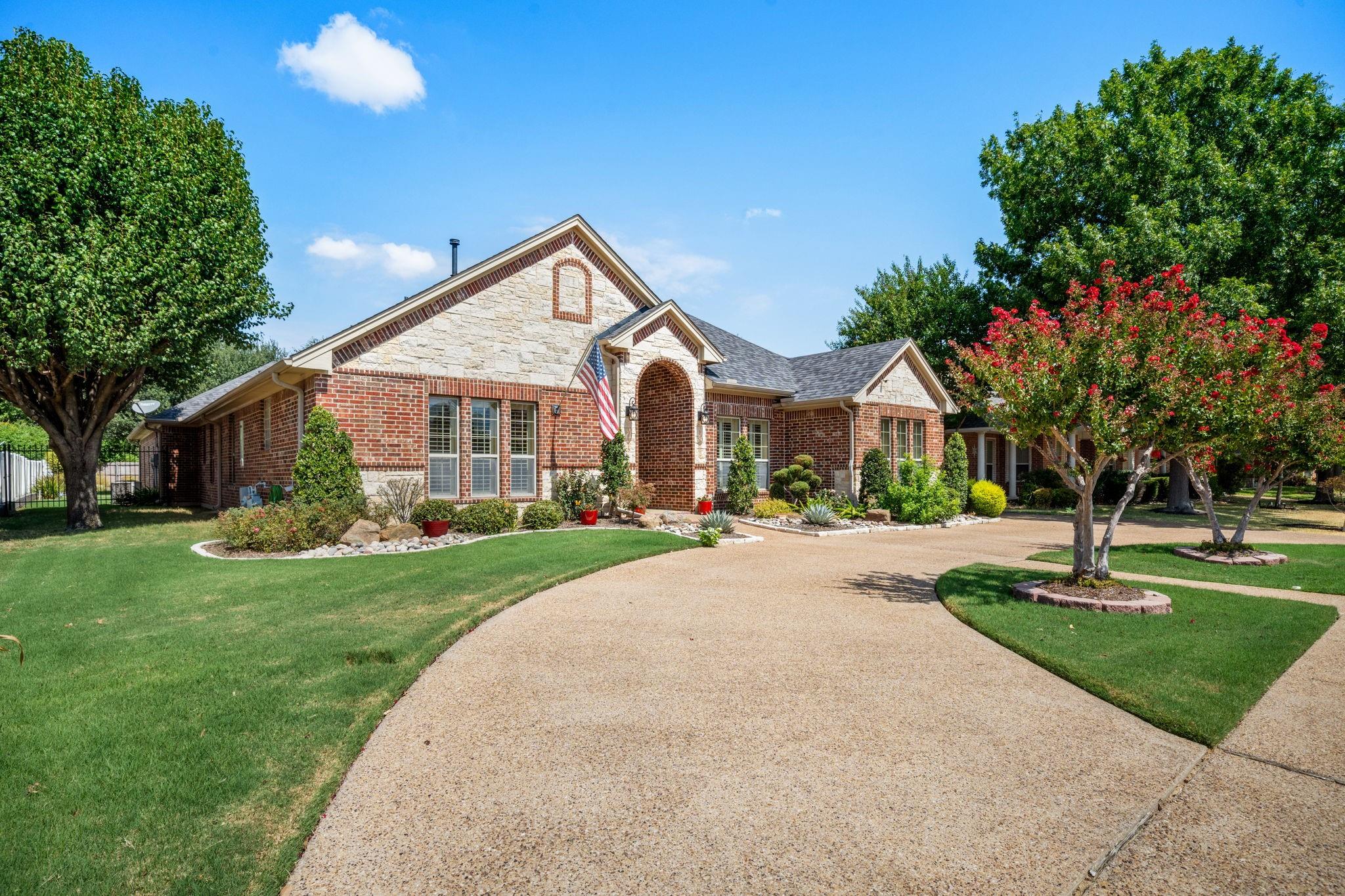 main property photo 22