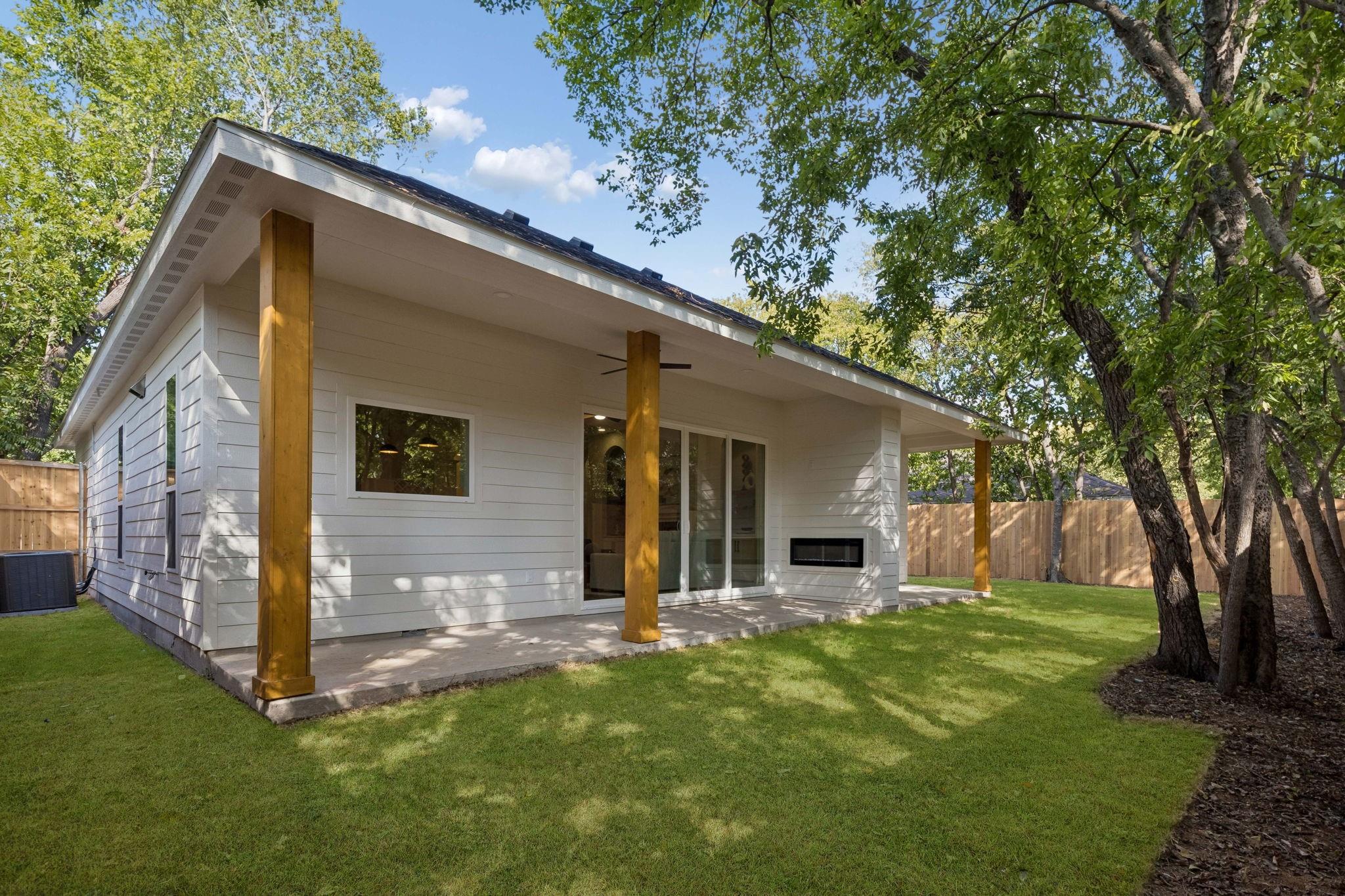 main property photo 23