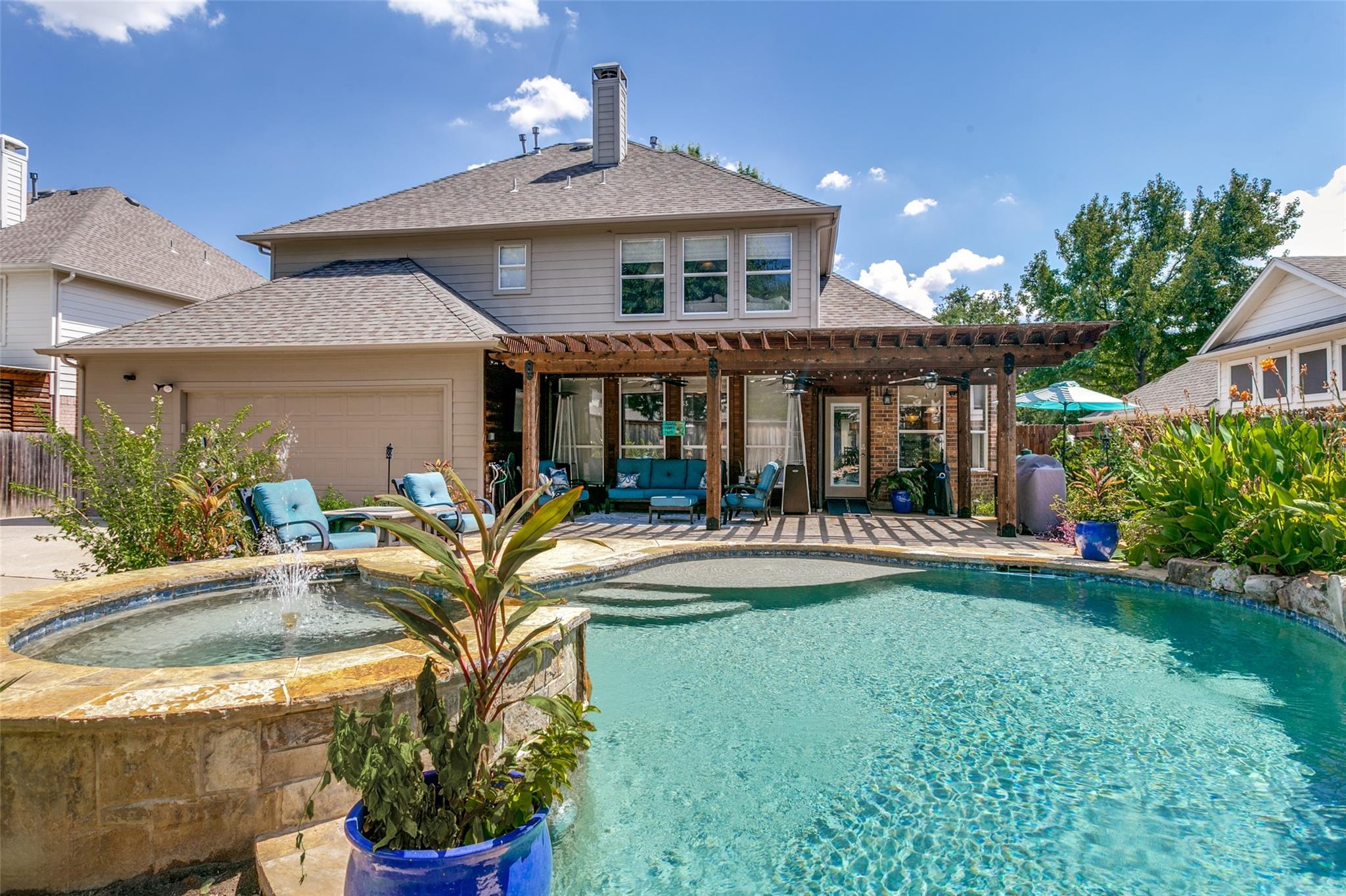 main property photo 25