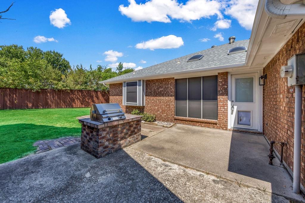 main property photo 26