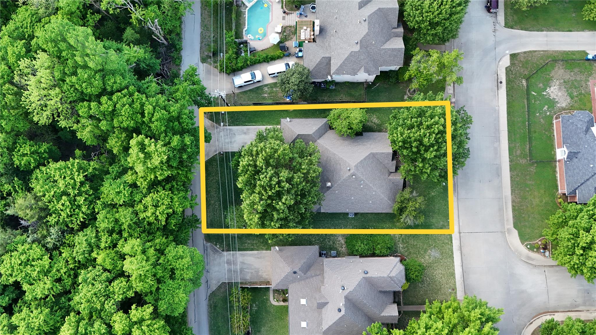 main property photo 29