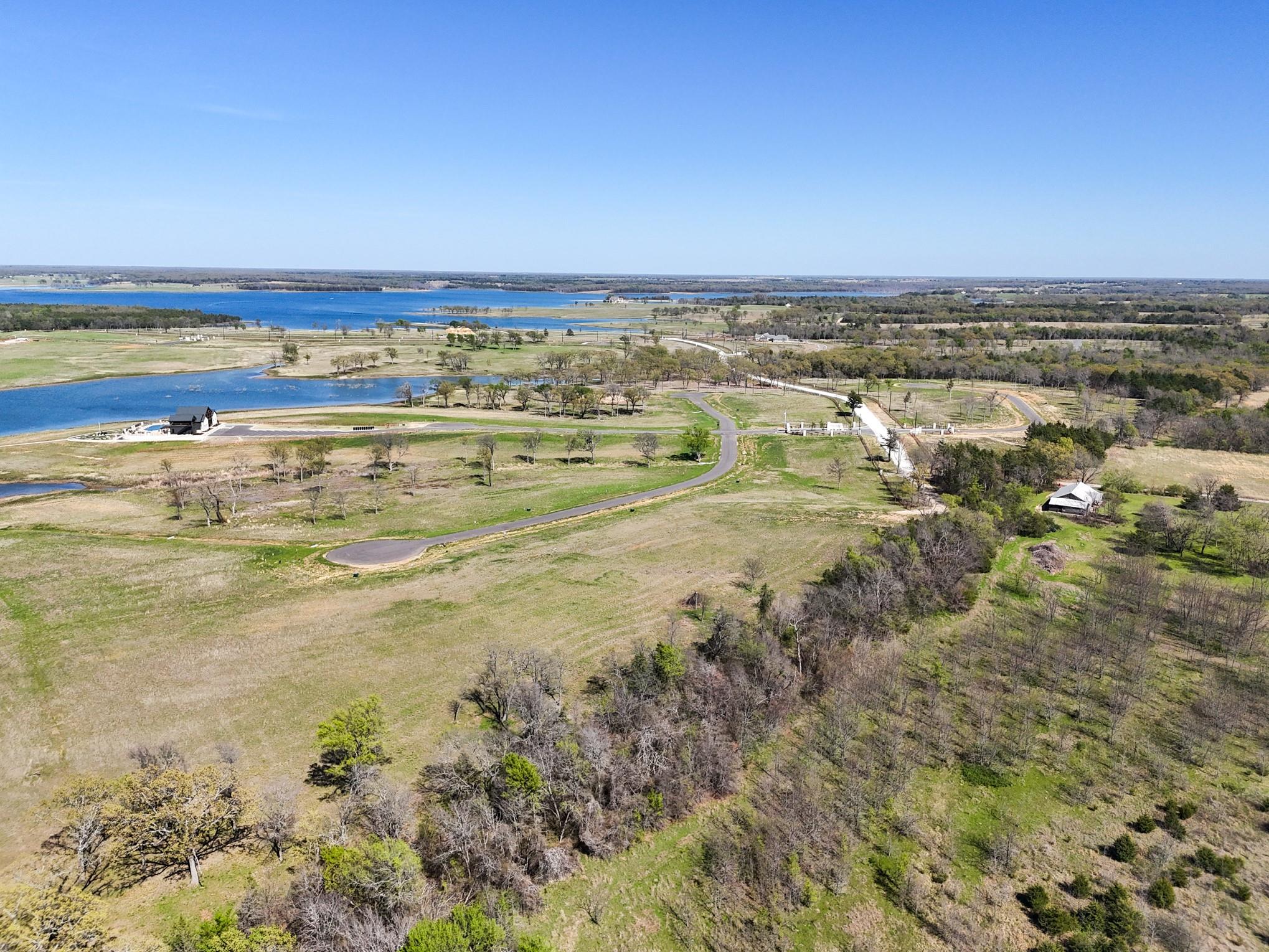 main property photo 22