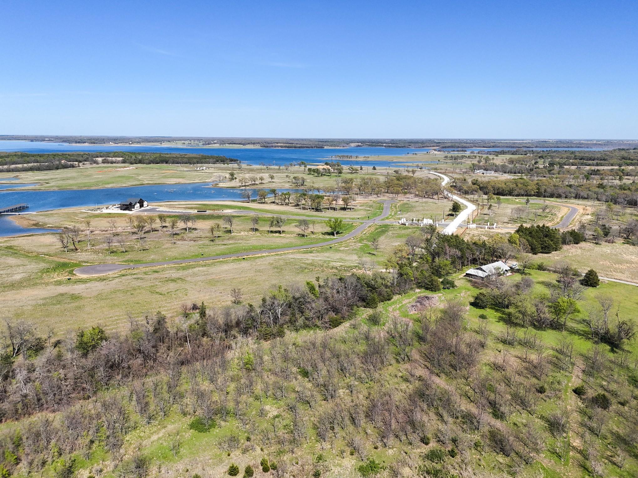 main property photo 23