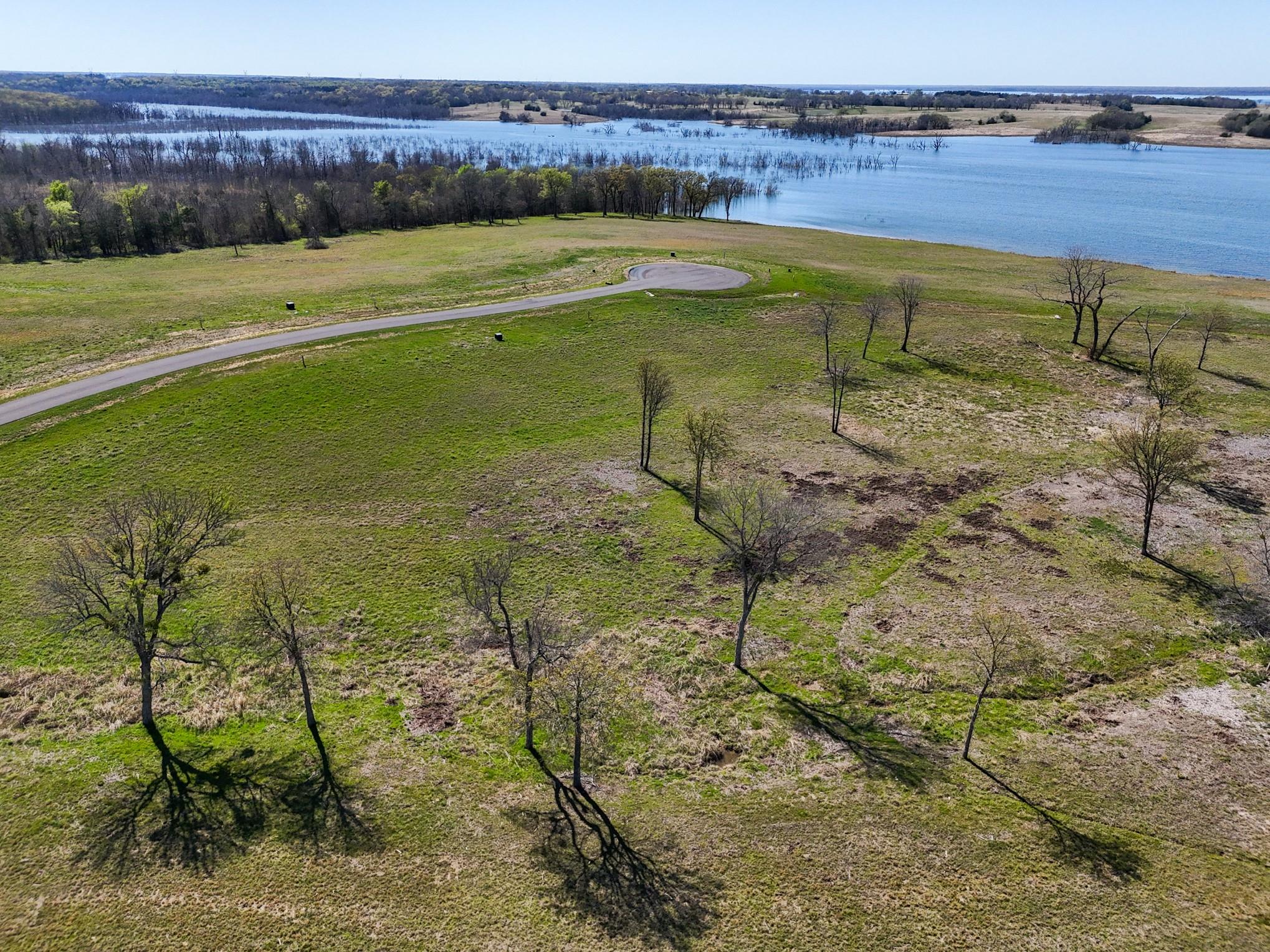 main property photo 29