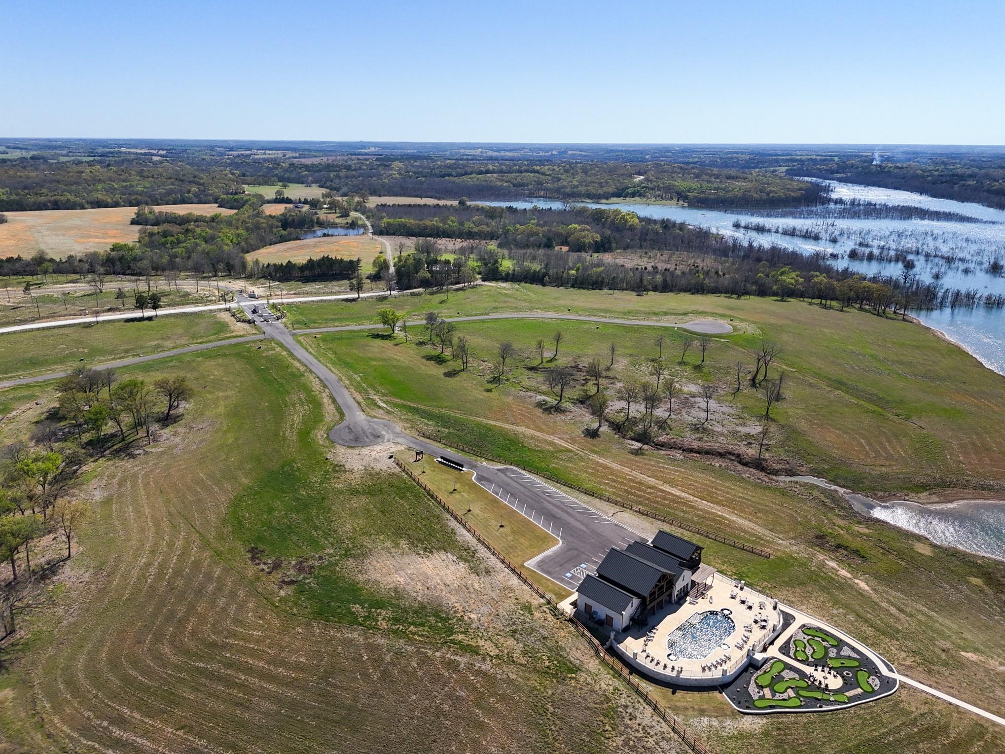 main property photo 33