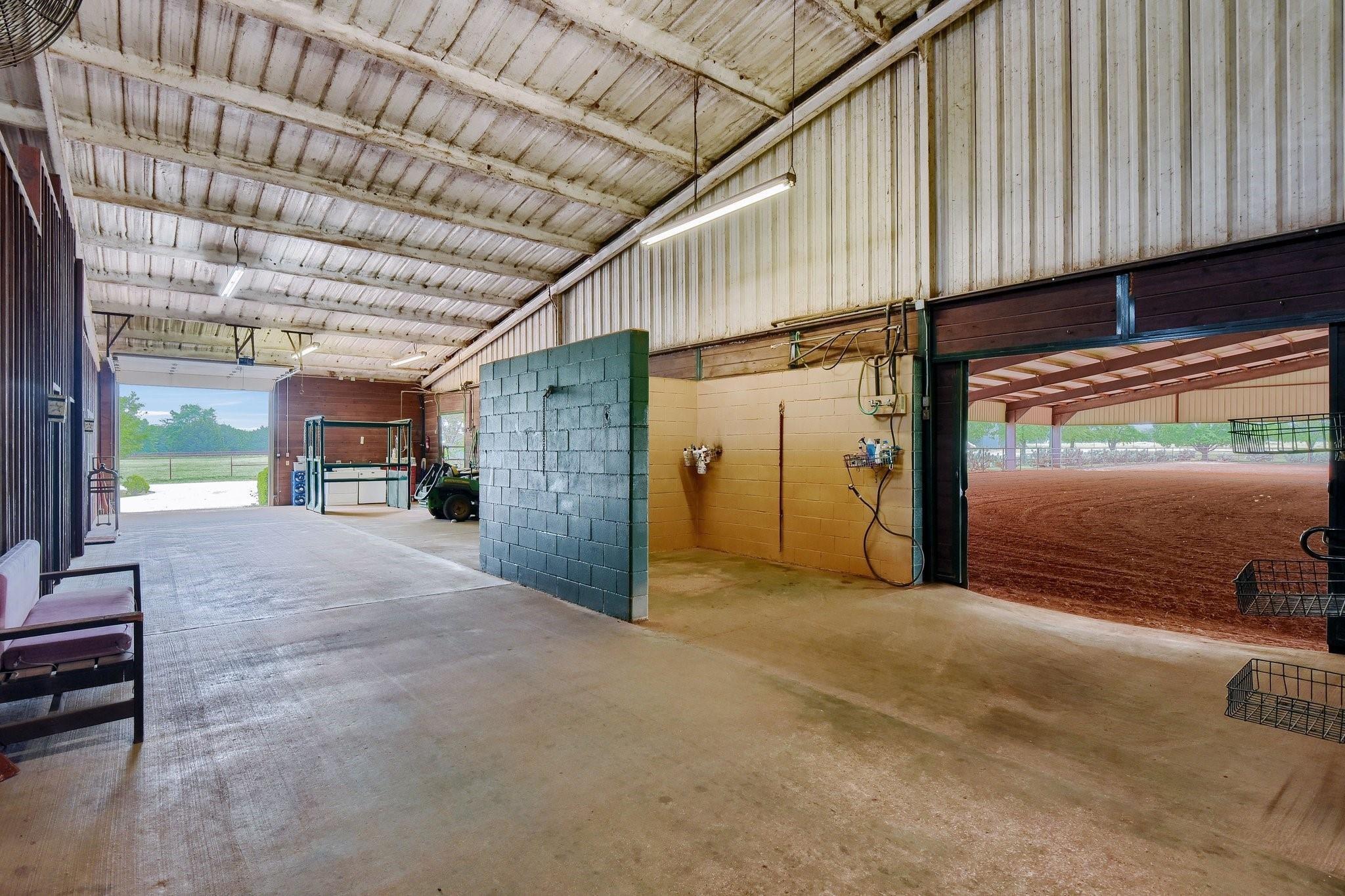 main property photo 10