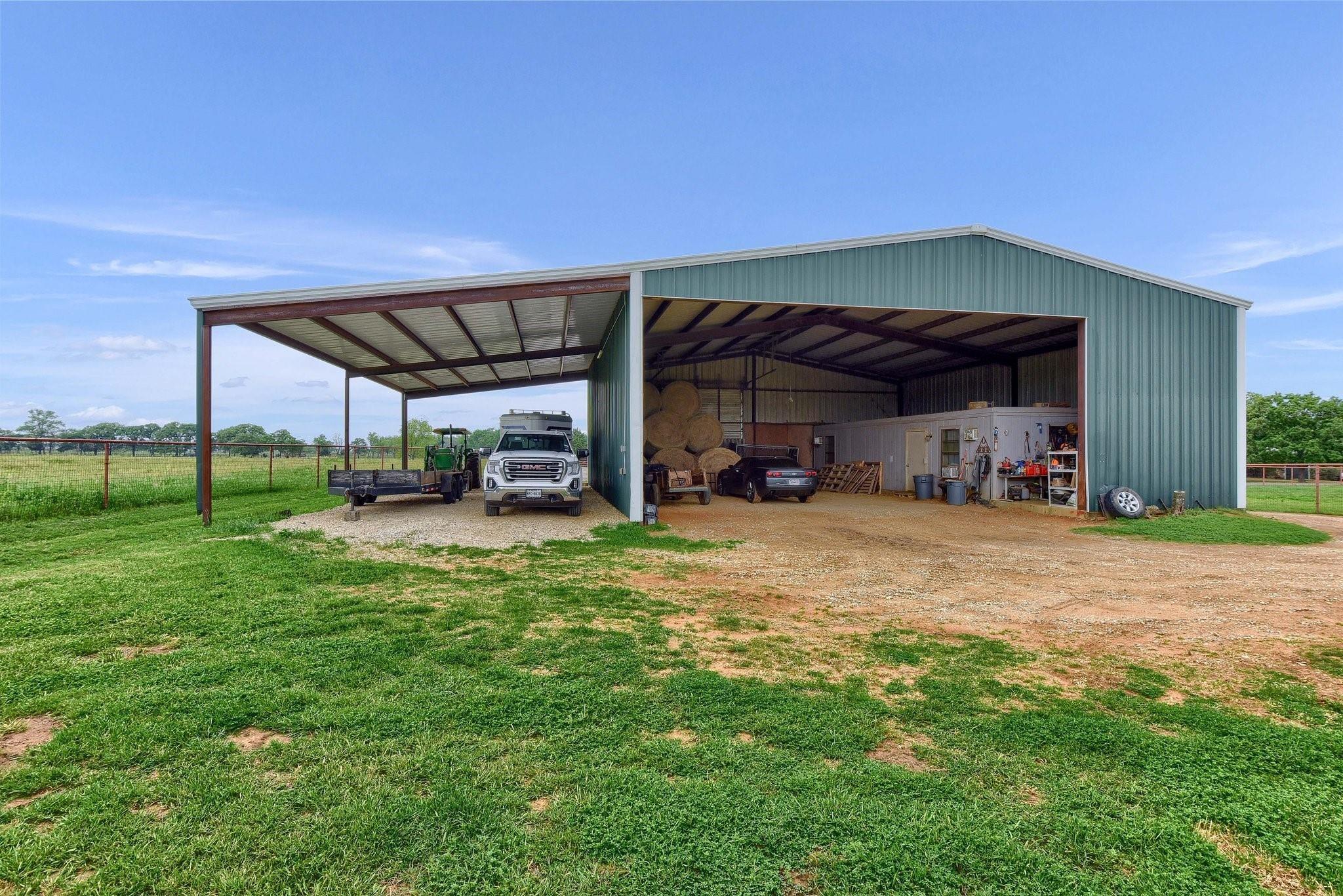 main property photo 13