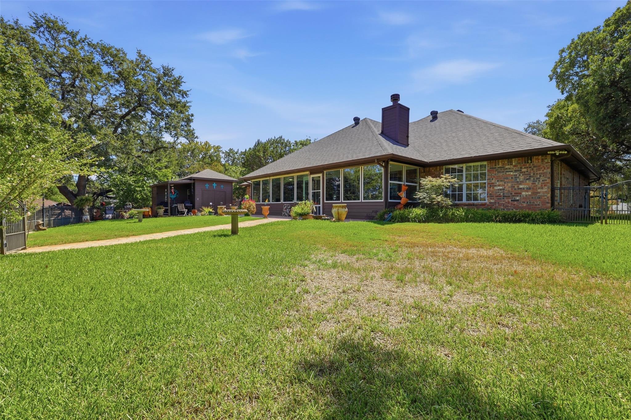 main property photo 27