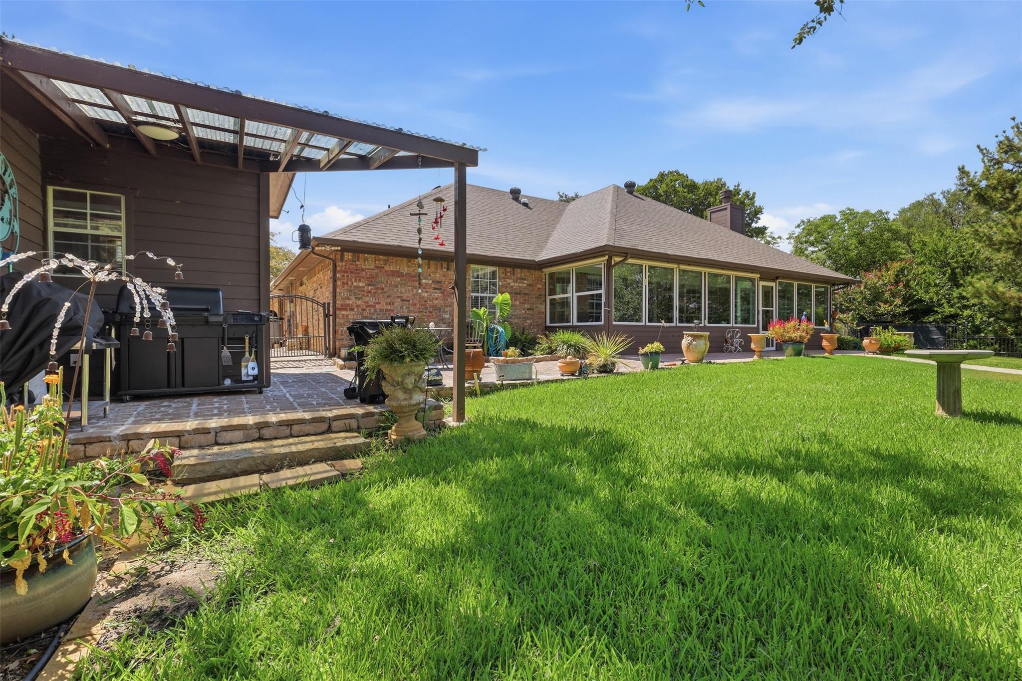 main property photo 29