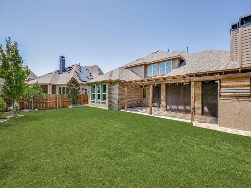 main property photo 35