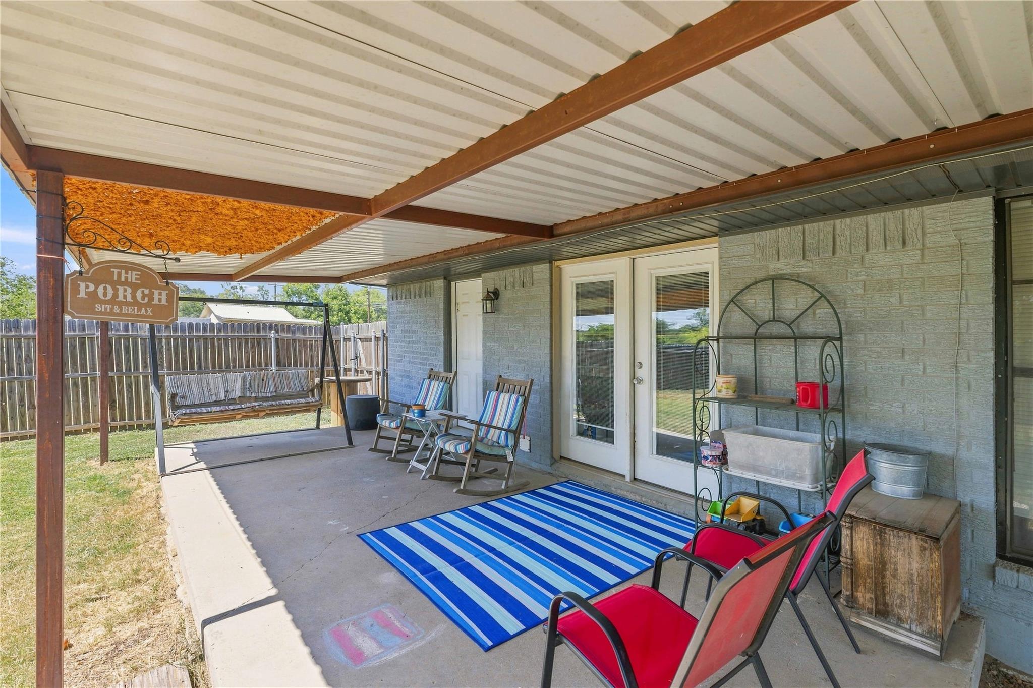 main property photo 12