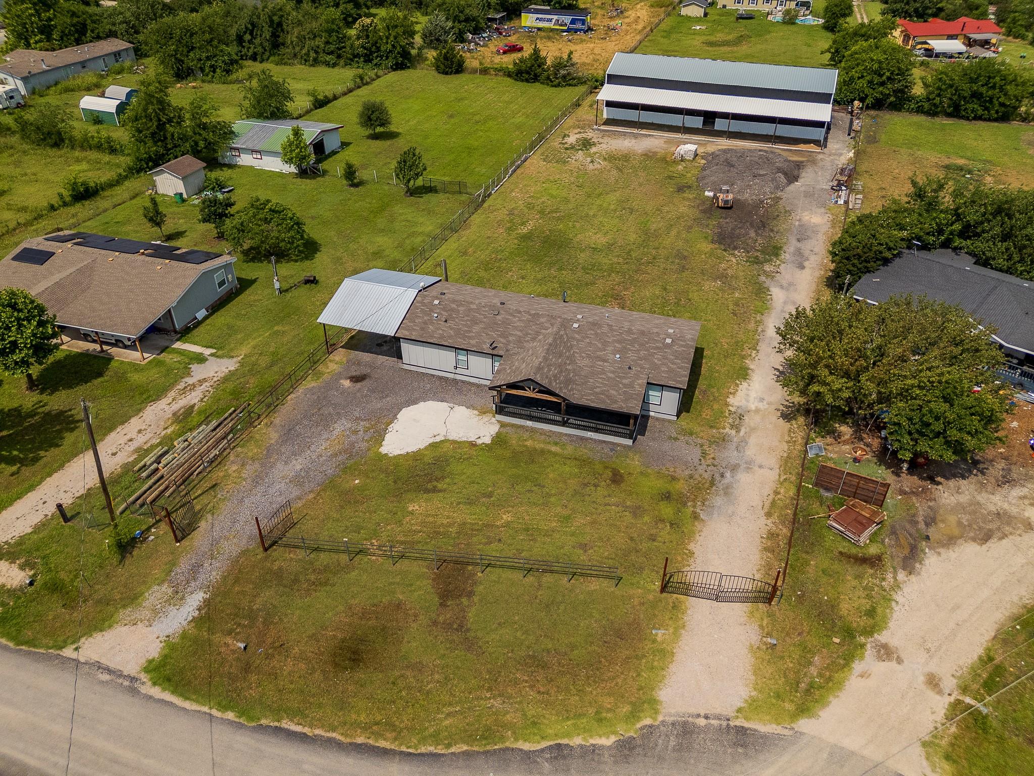 main property photo 26