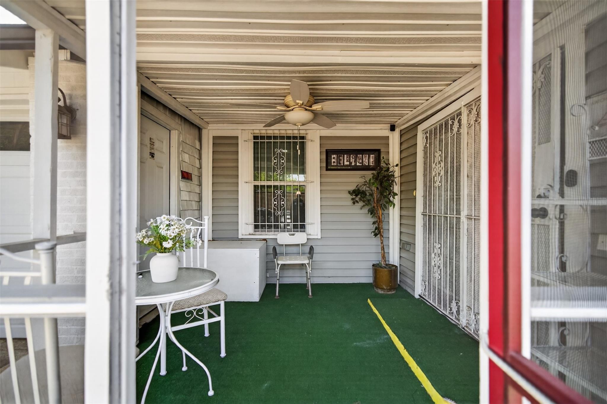 main property photo 33