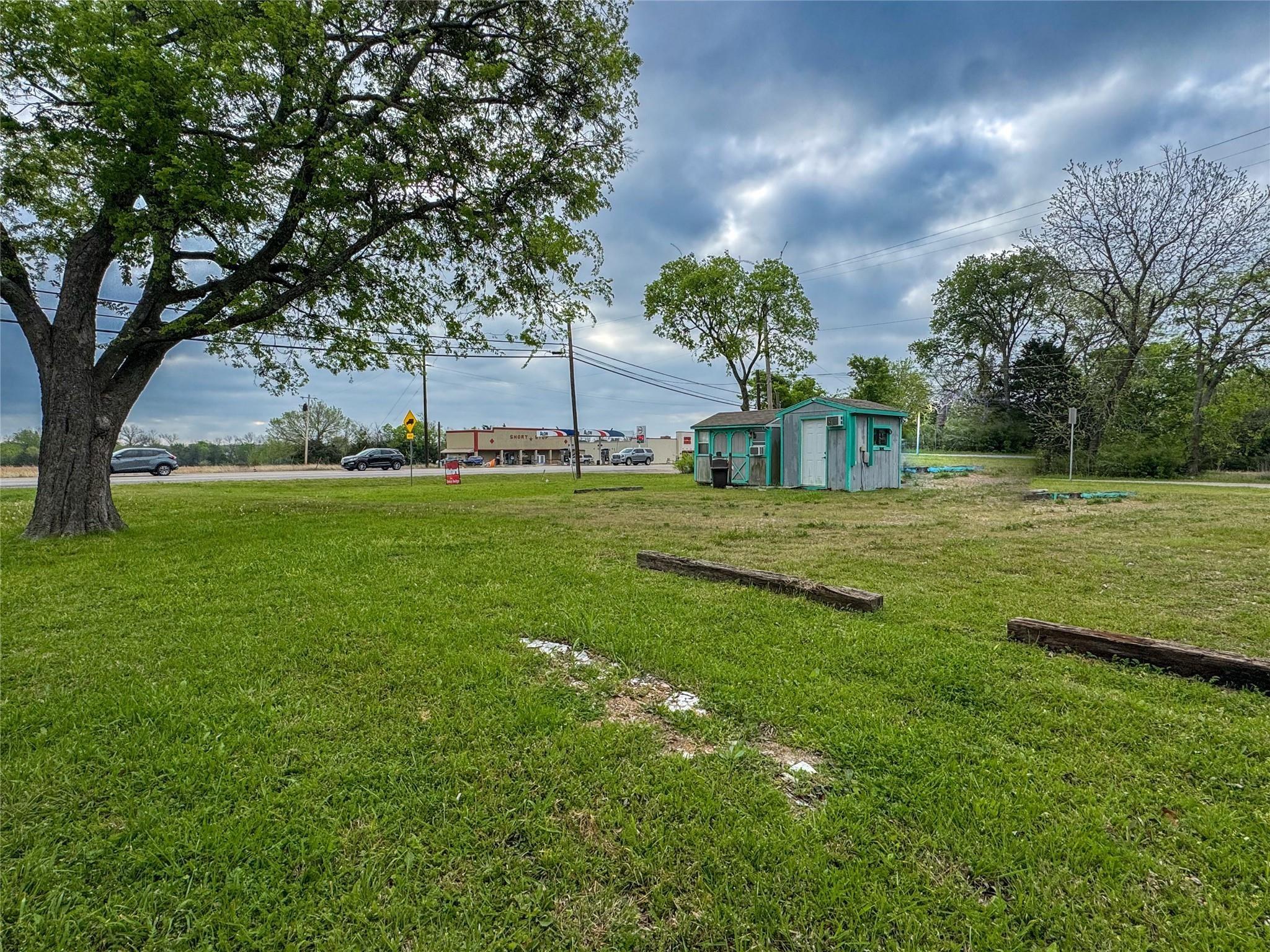 main property photo 2