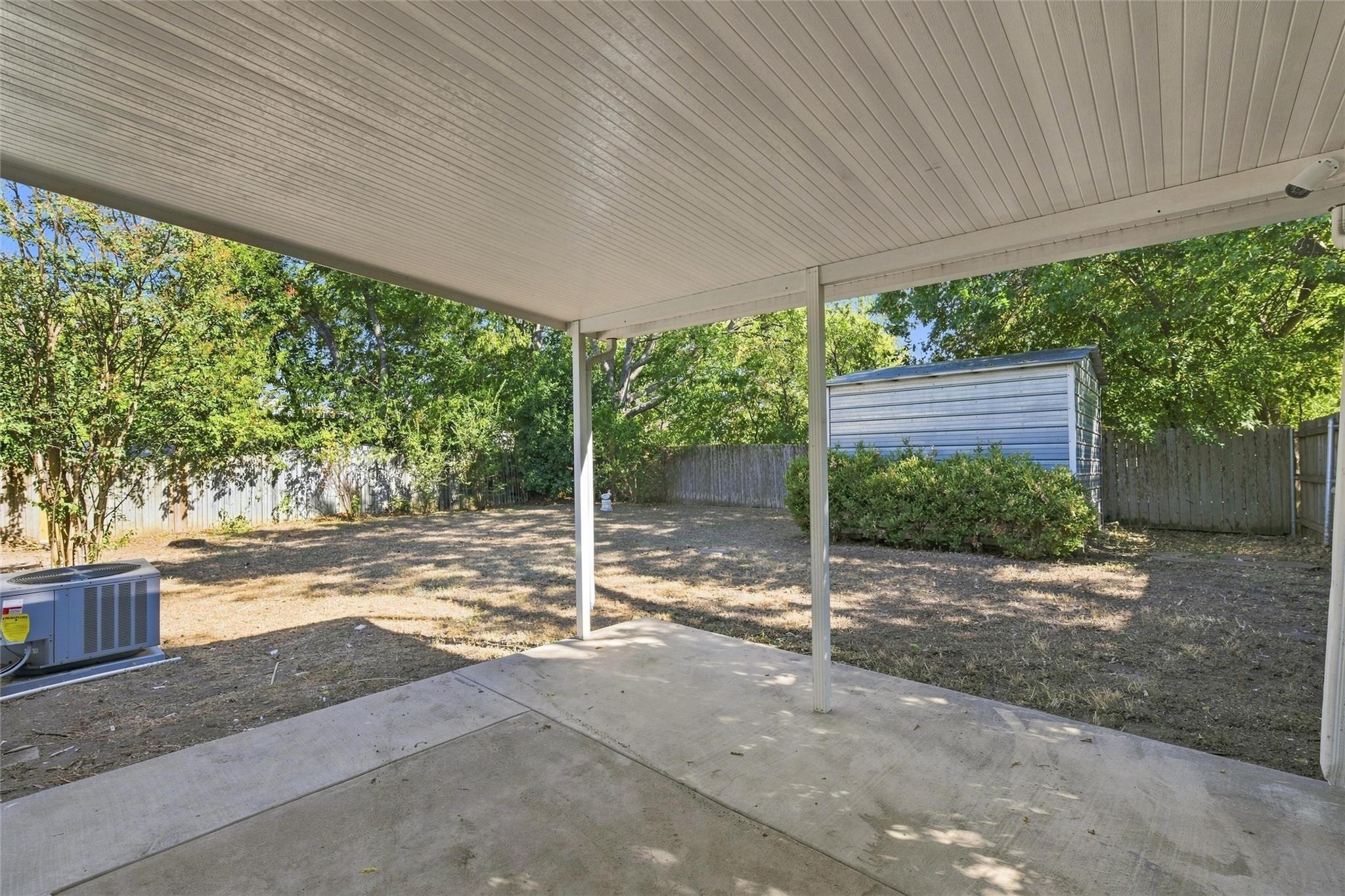 main property photo 14