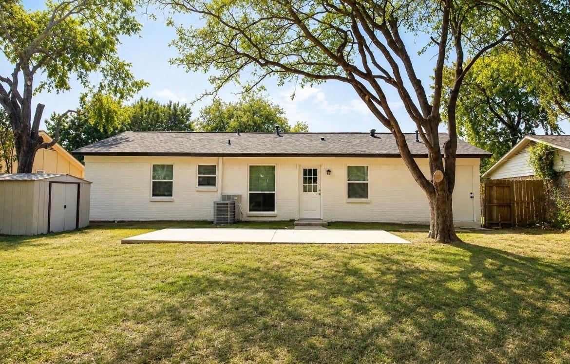 main property photo 13