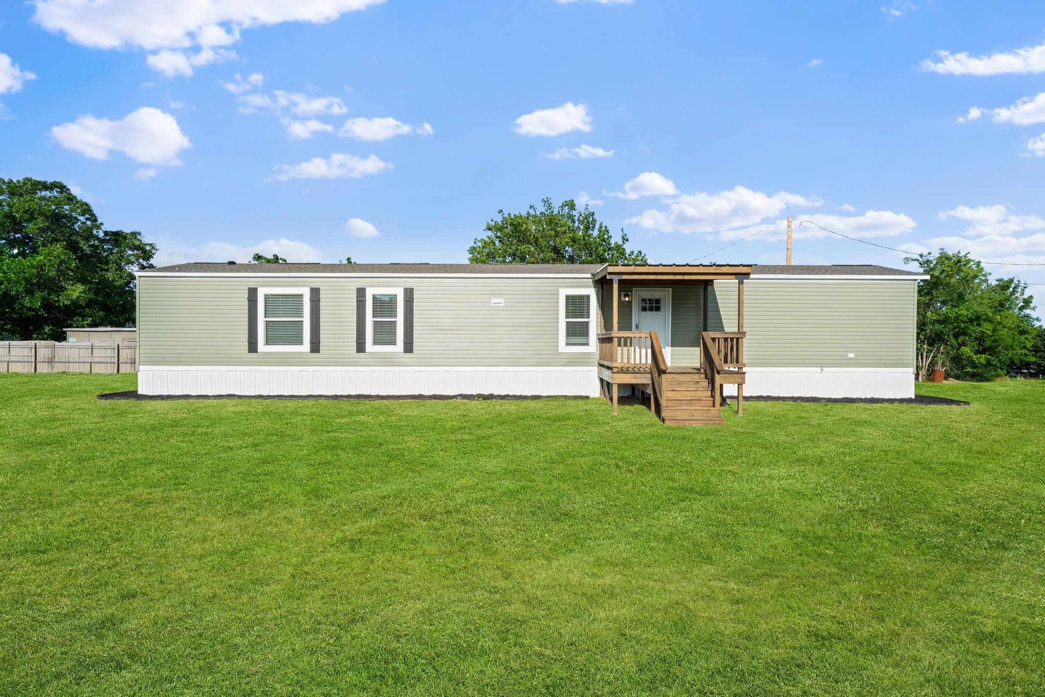 main property photo 1