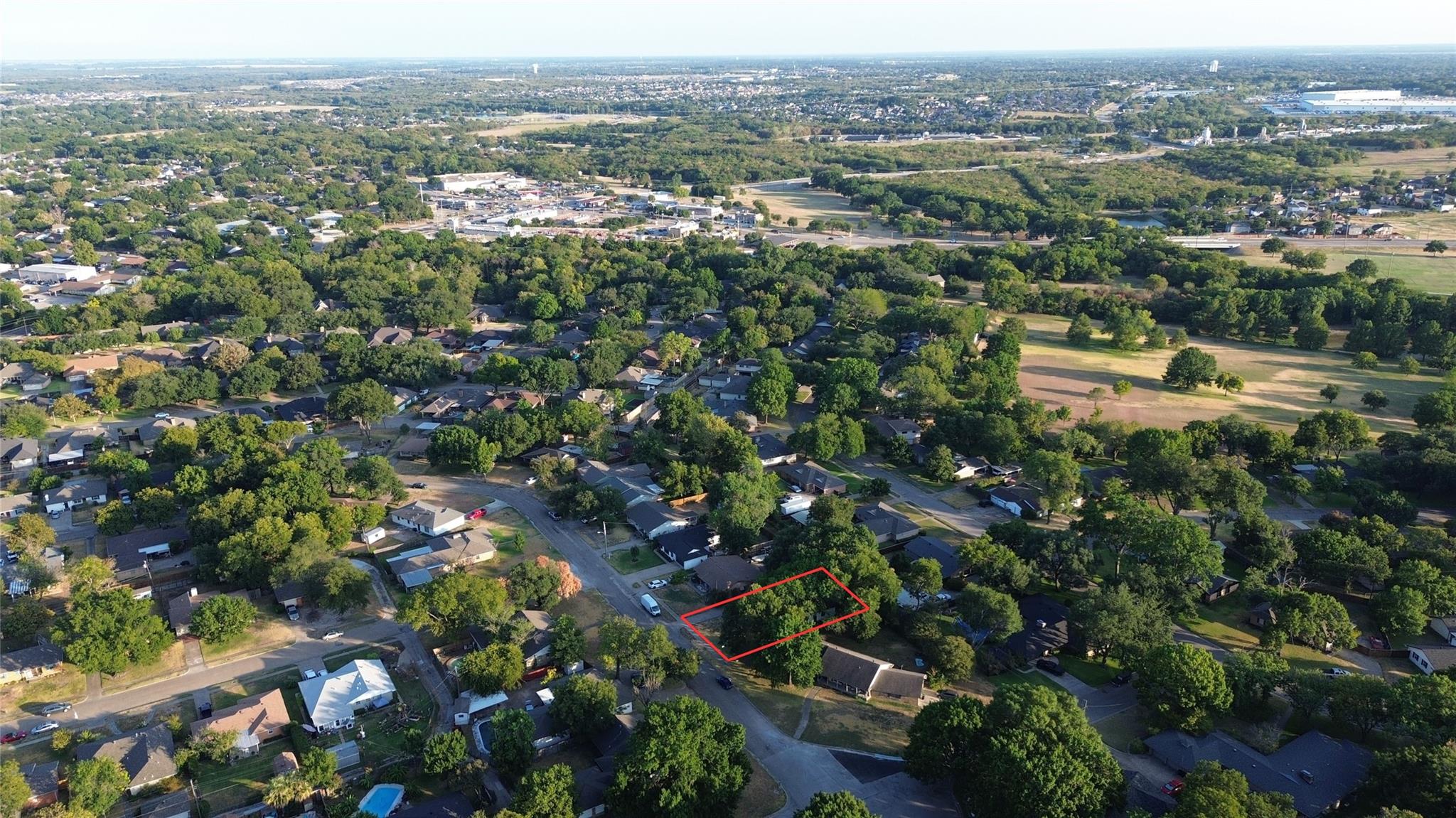 main property photo 36