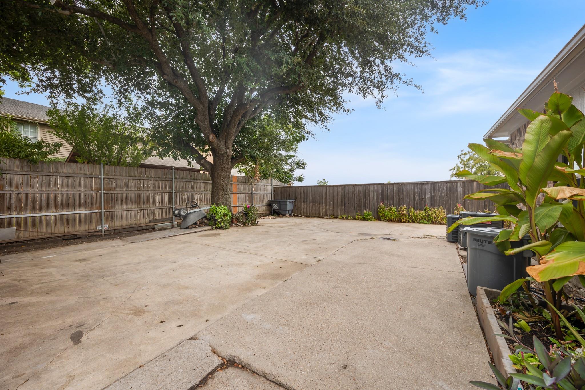main property photo 26