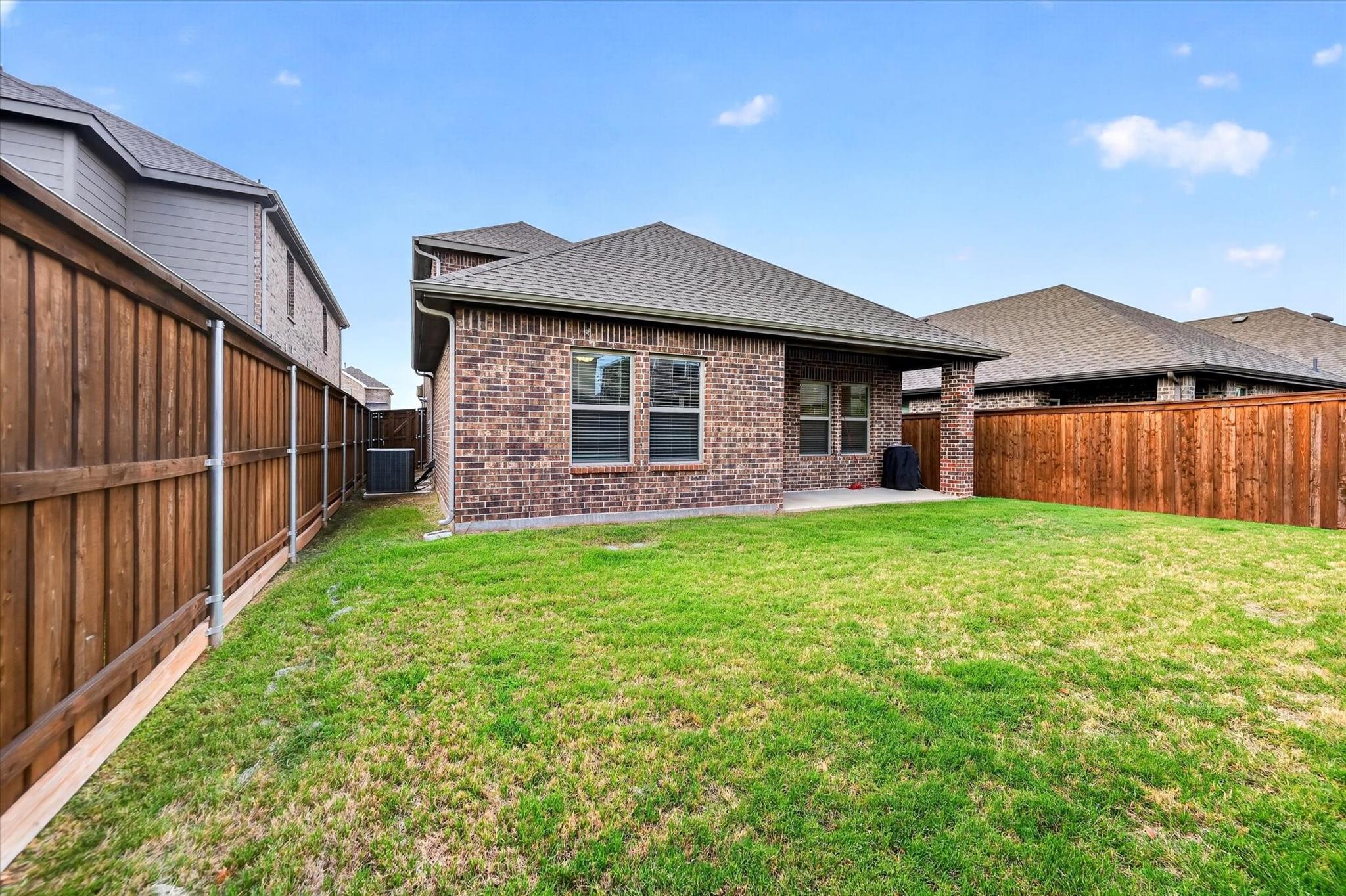 main property photo 31