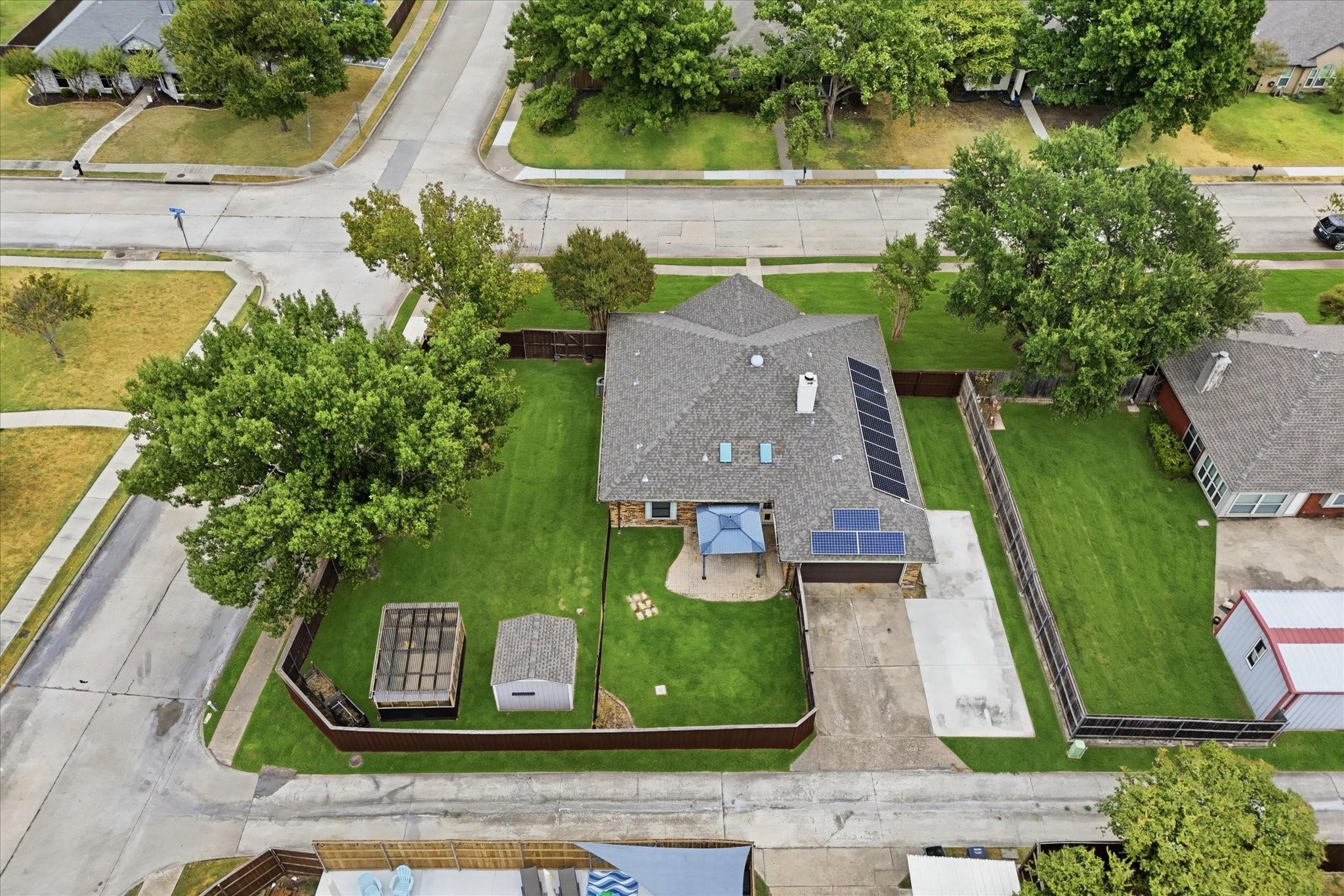 main property photo 36