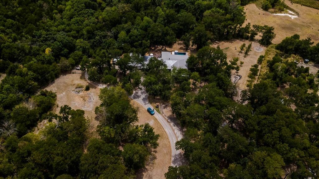 main property photo 37
