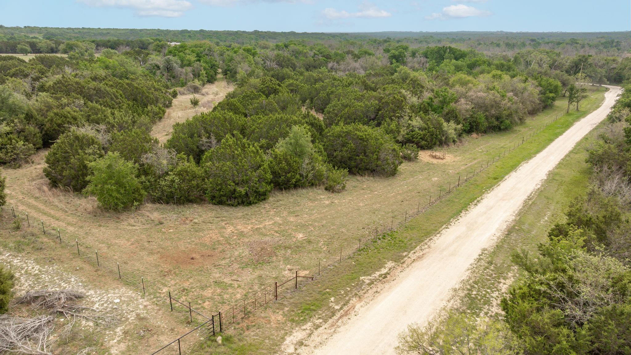main property photo 11