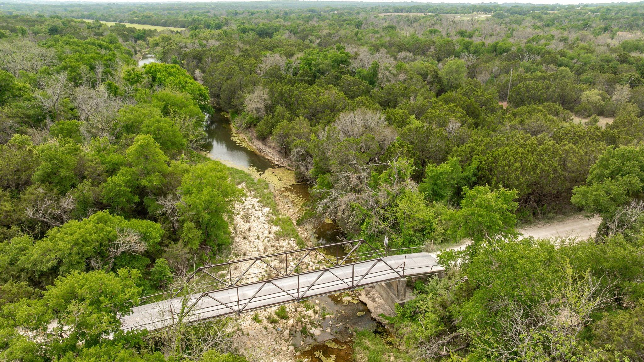 main property photo 16