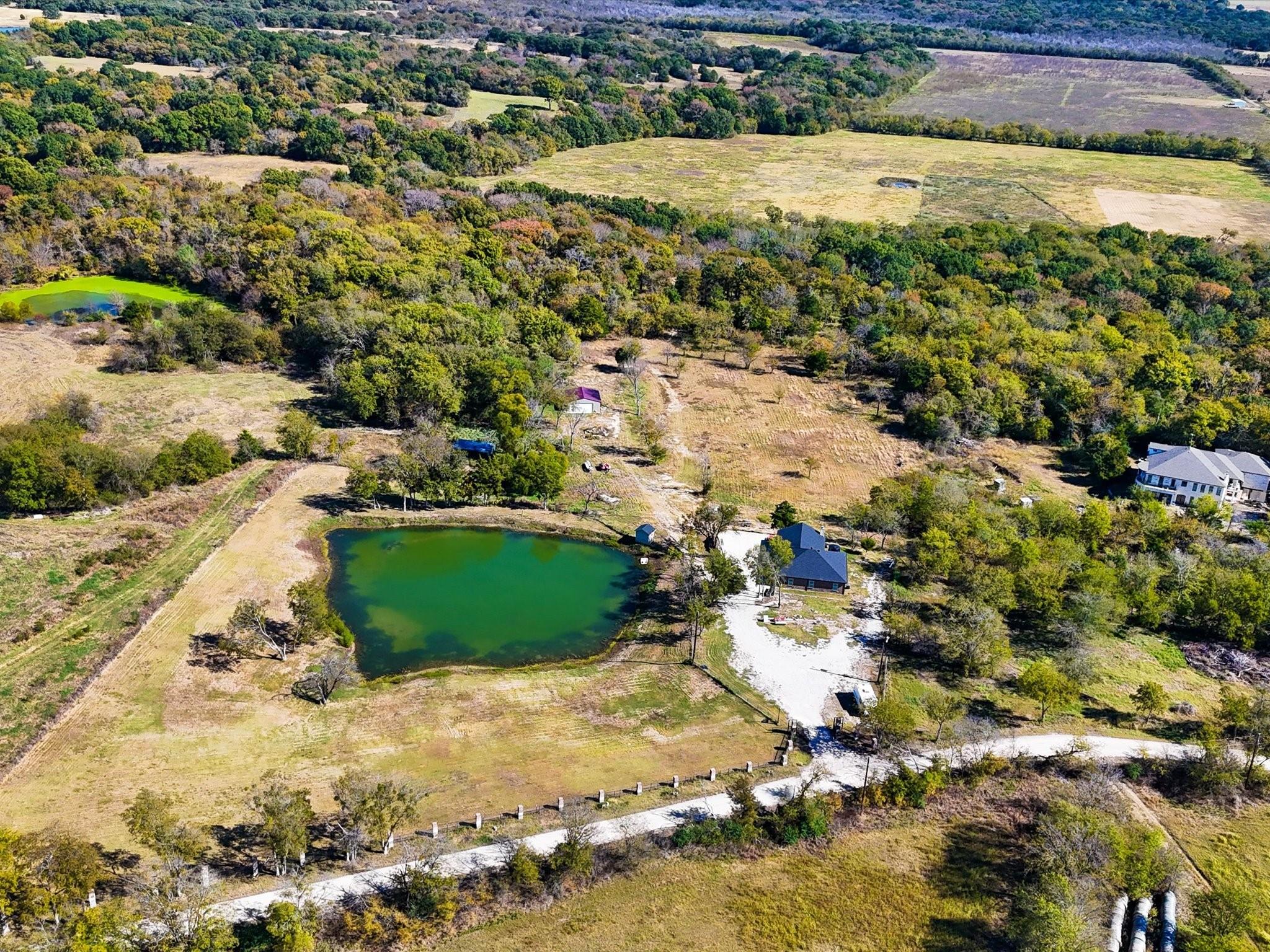main property photo 11