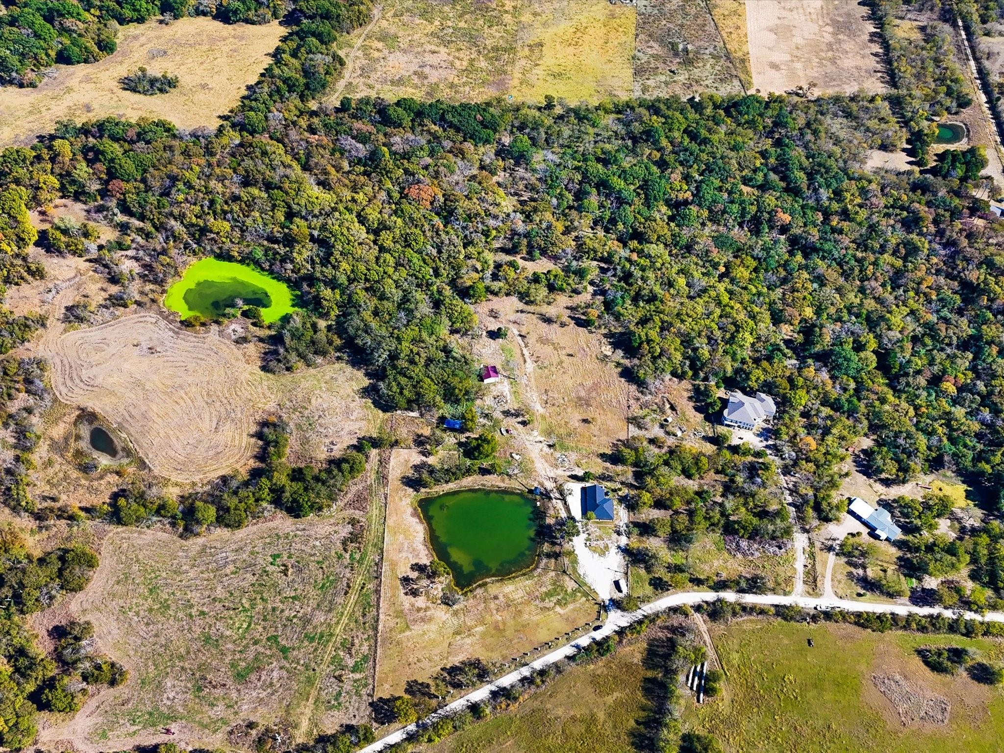 main property photo 17